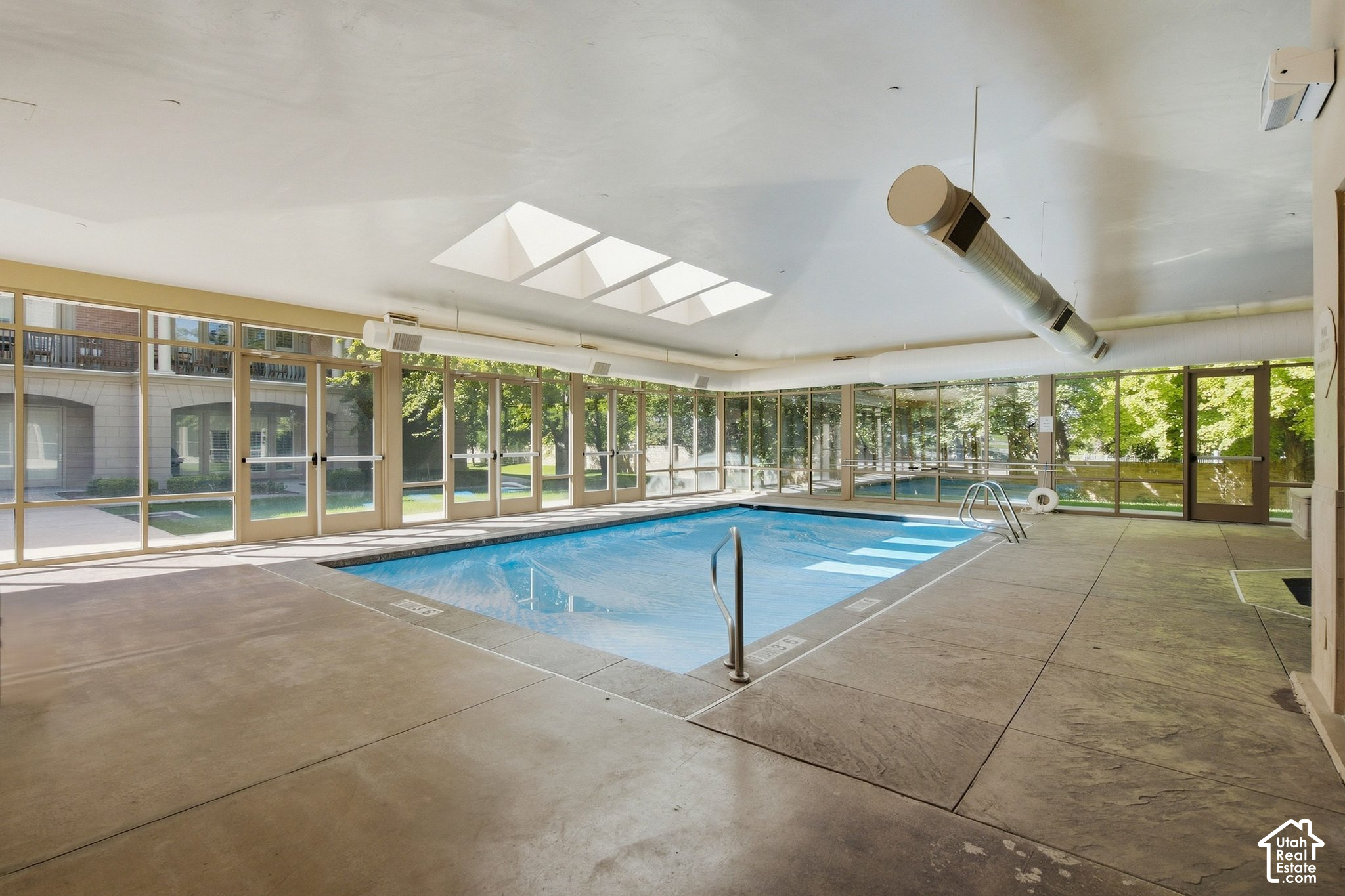 main property photo 66