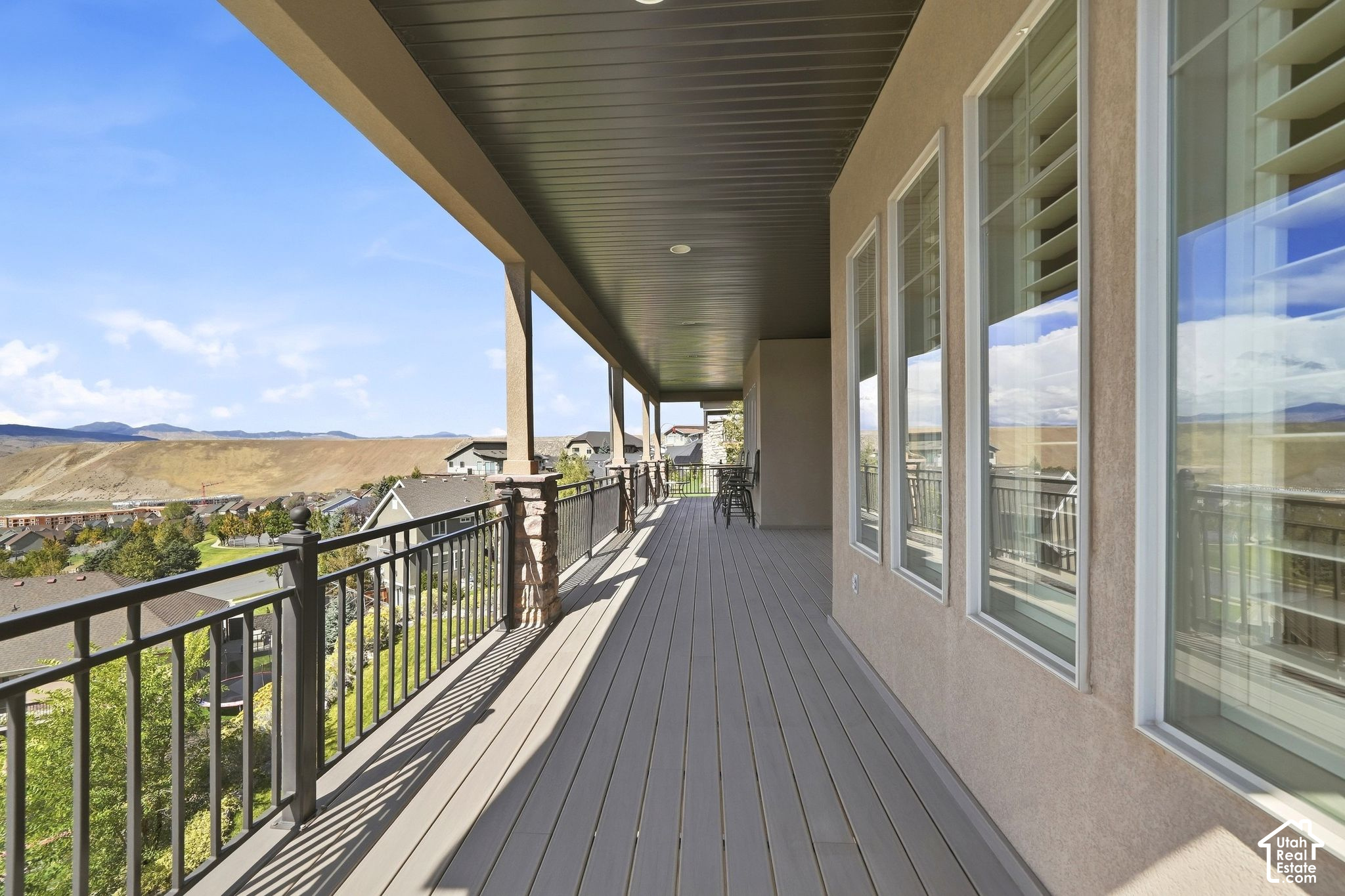 main property photo 46