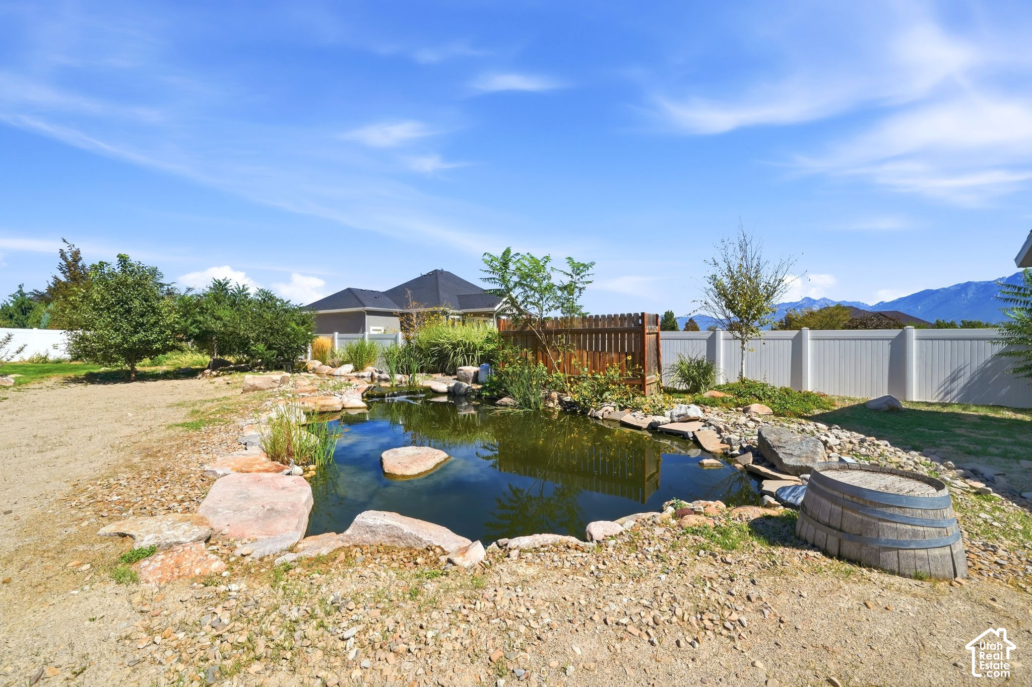 main property photo 59