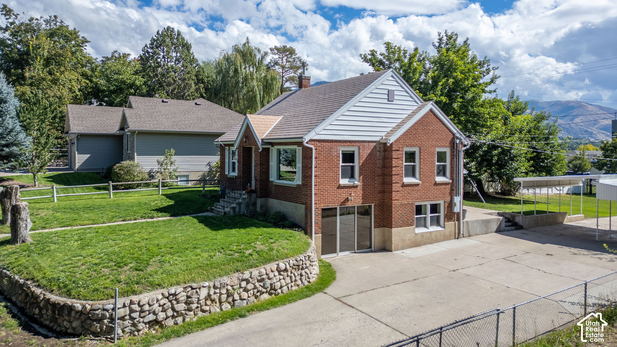 main property photo 26
