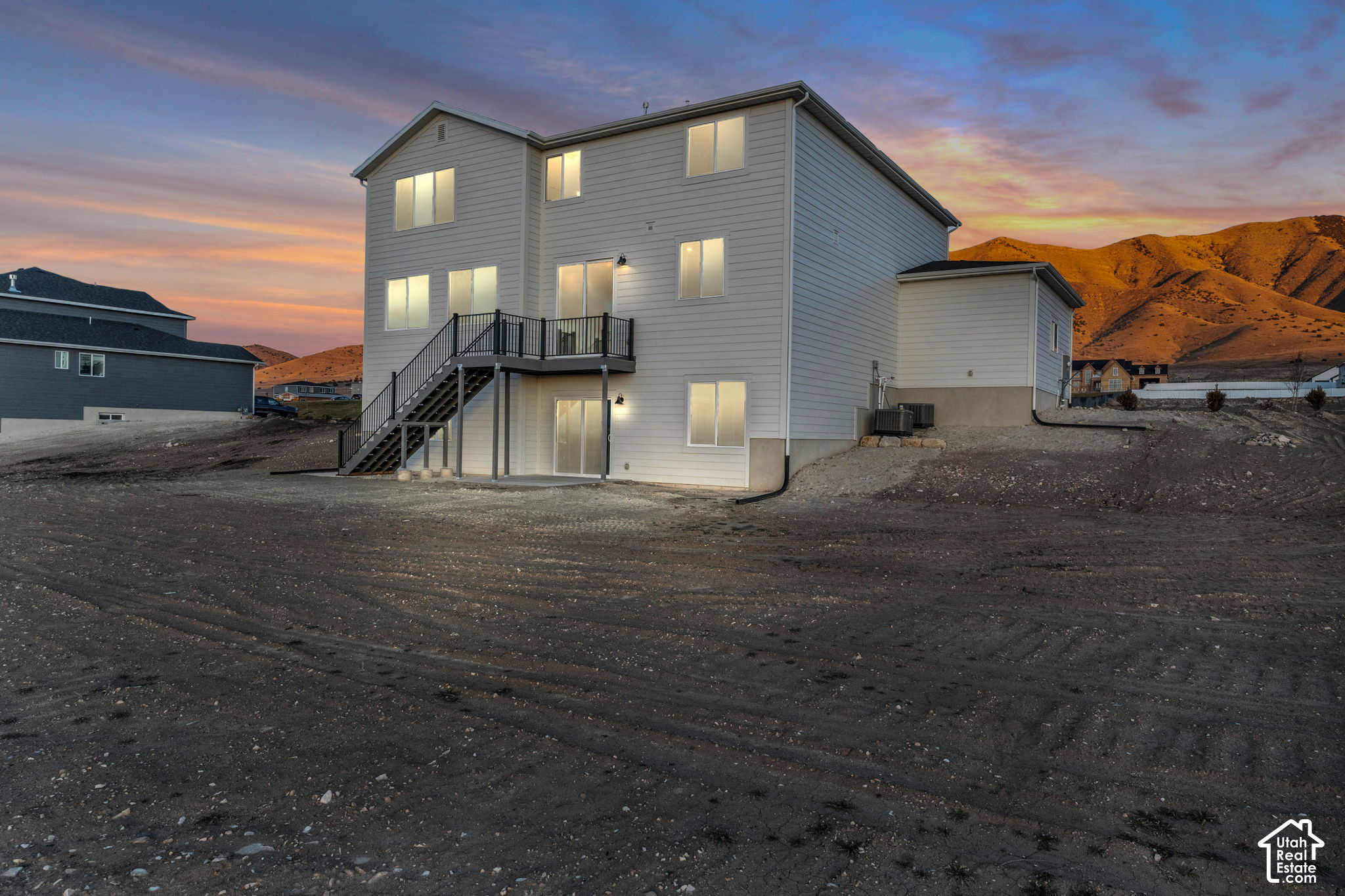 main property photo 24