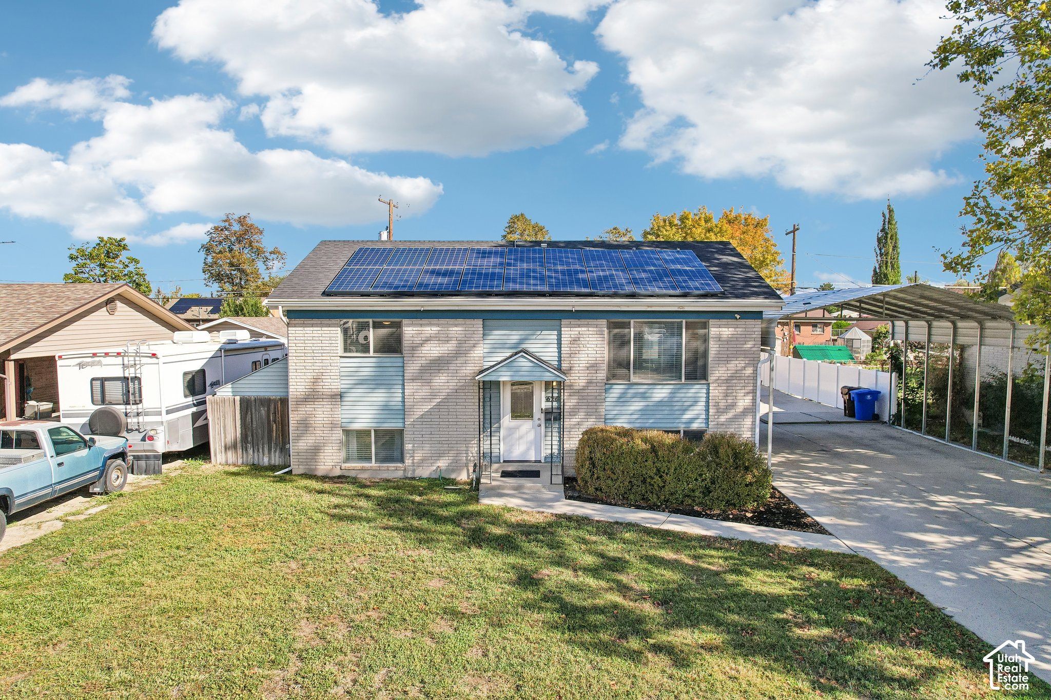 main property photo 38