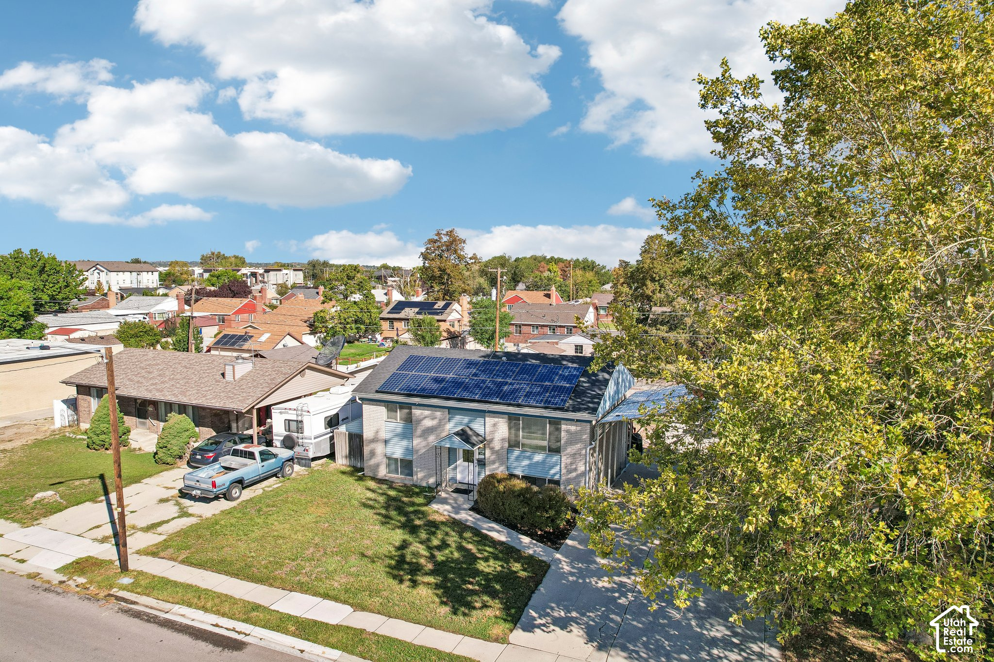 main property photo 40