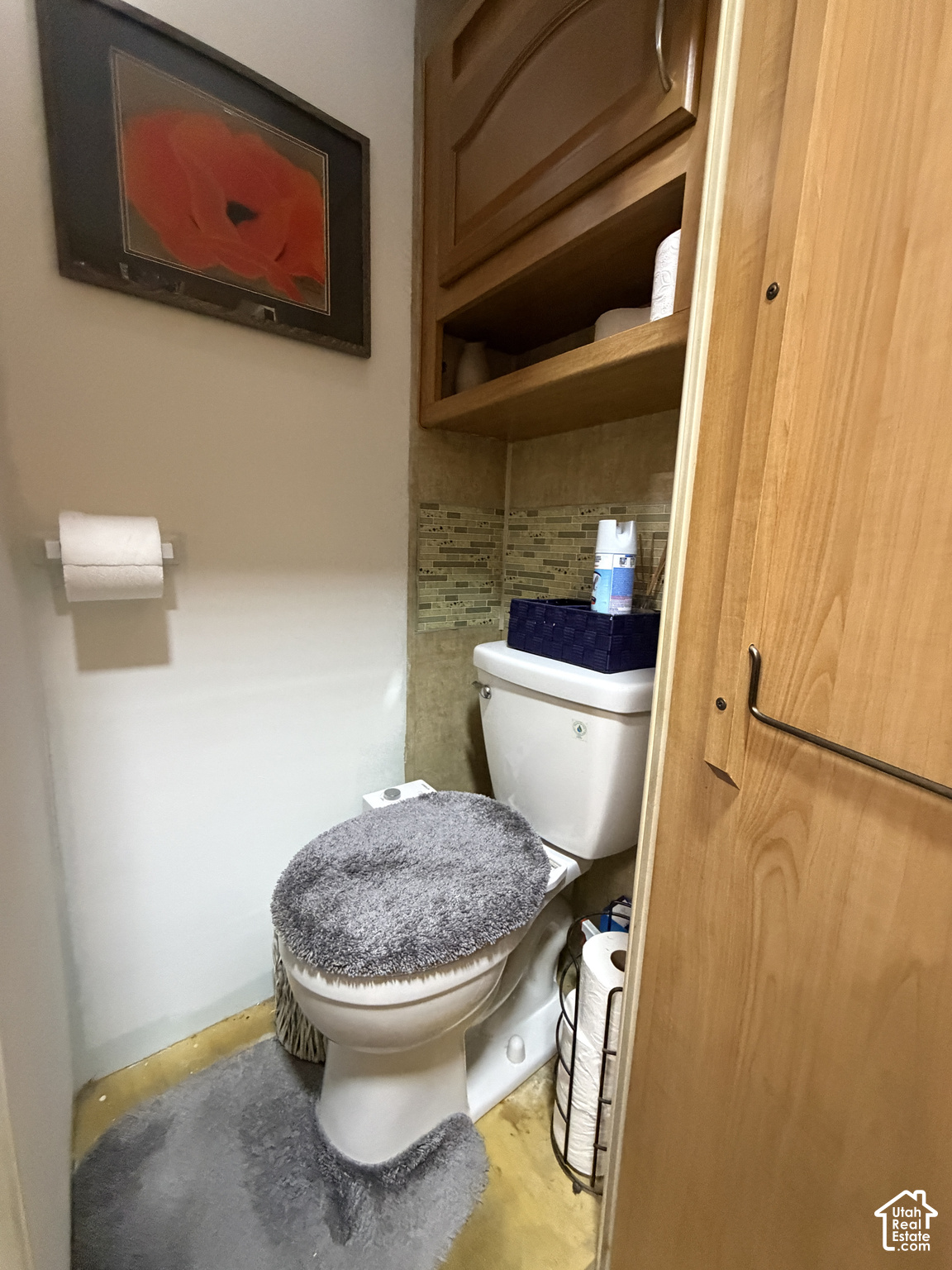 main property photo 16