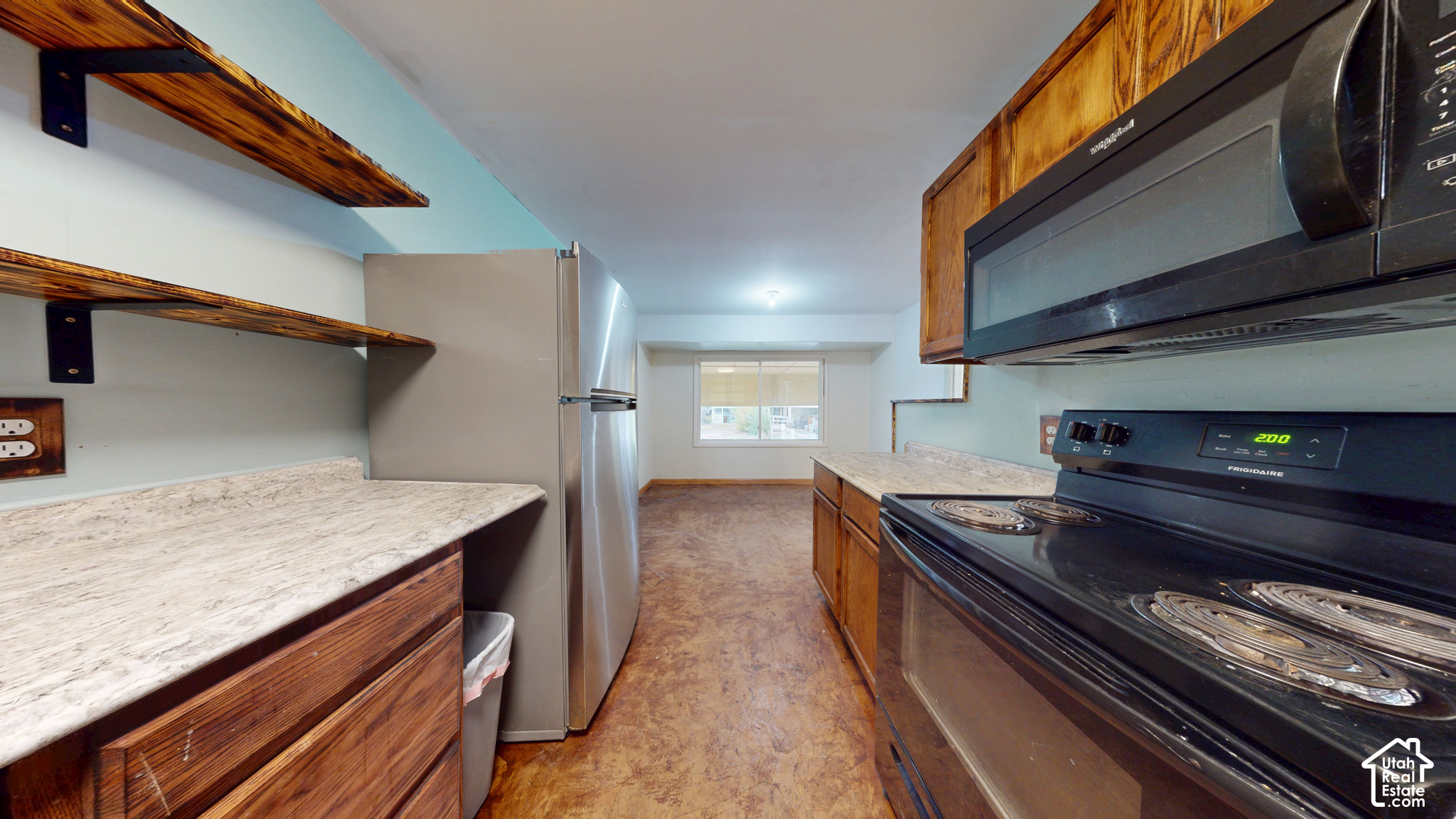 main property photo 10