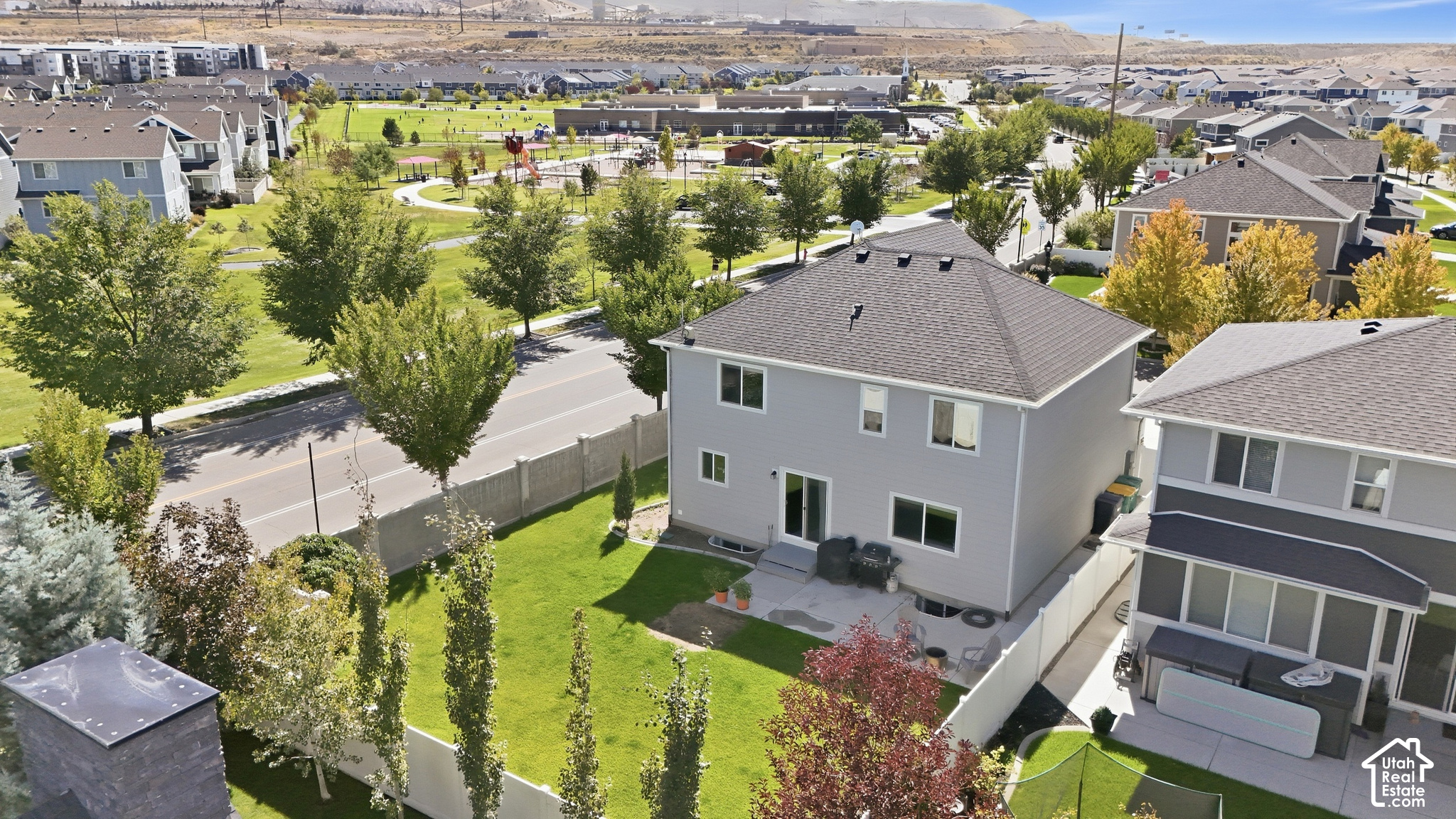 main property photo 38