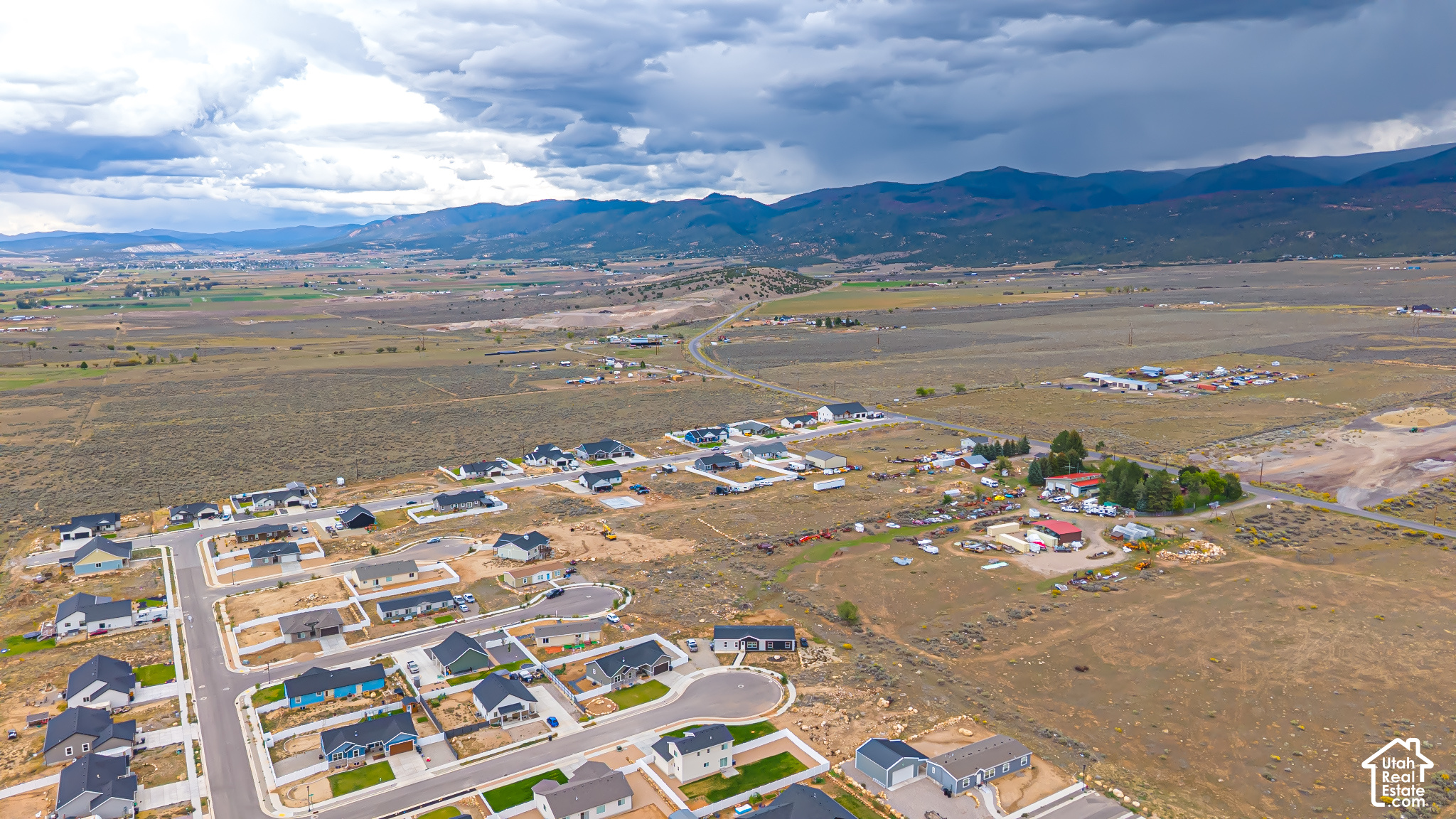 main property photo 45