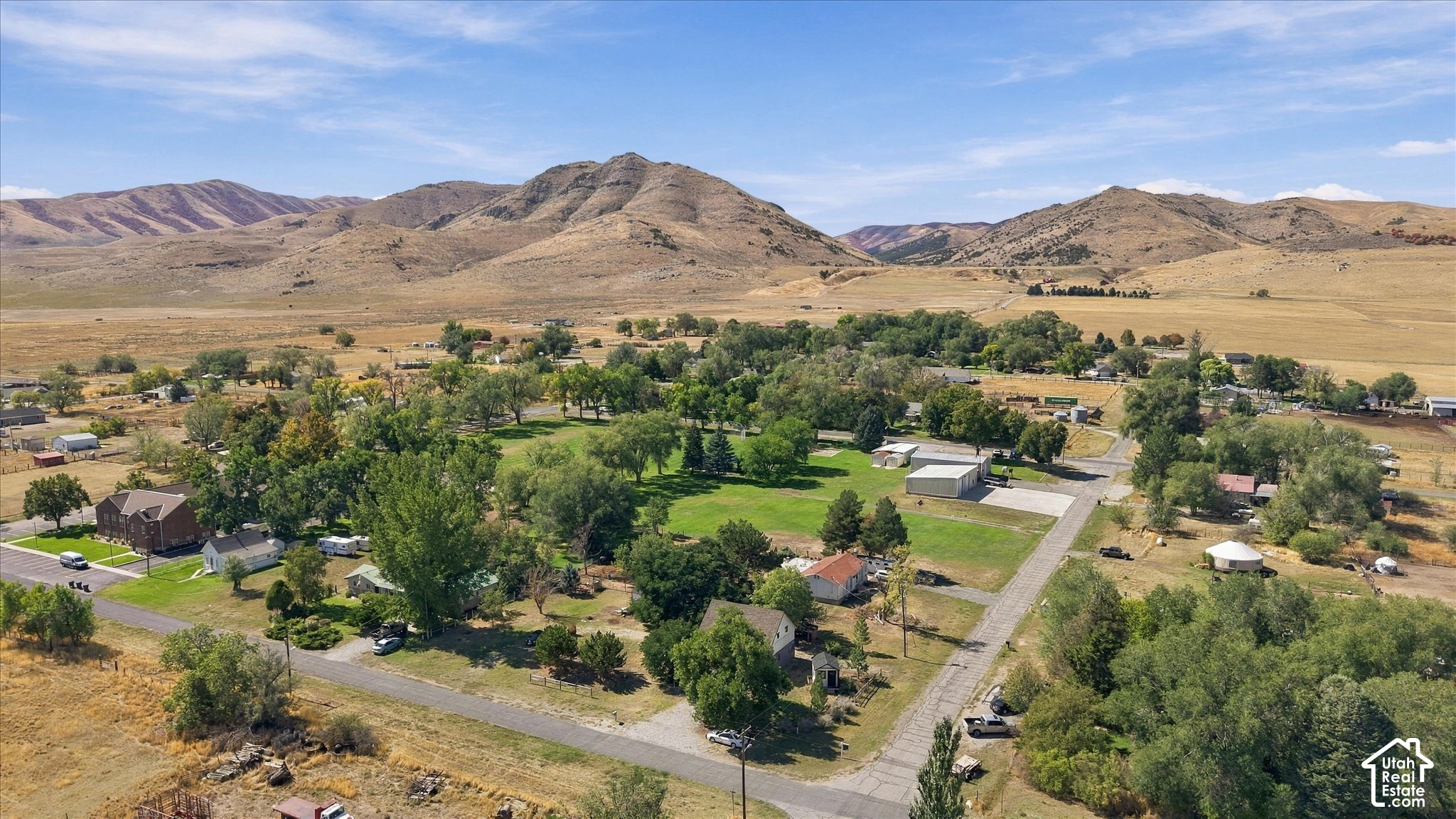 main property photo 36