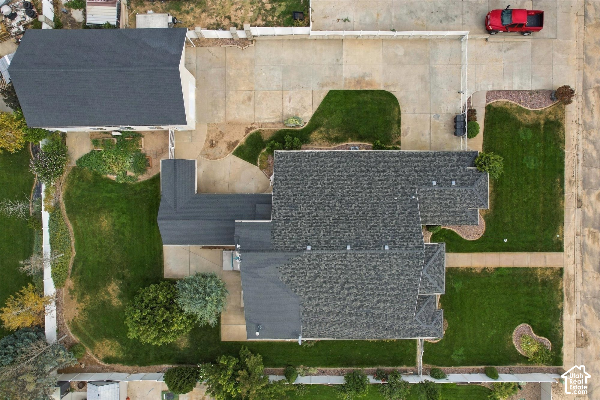 main property photo 54