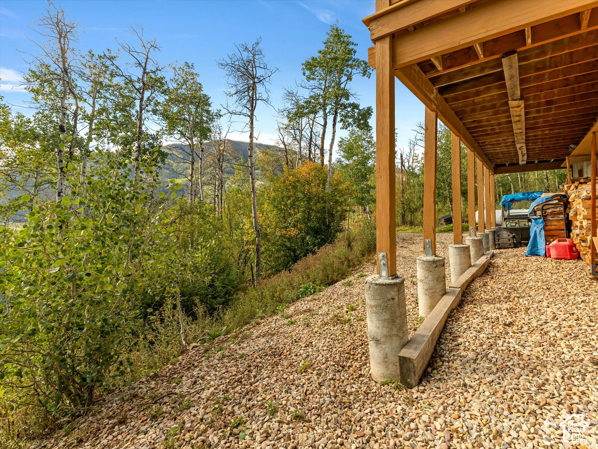 main property photo 20
