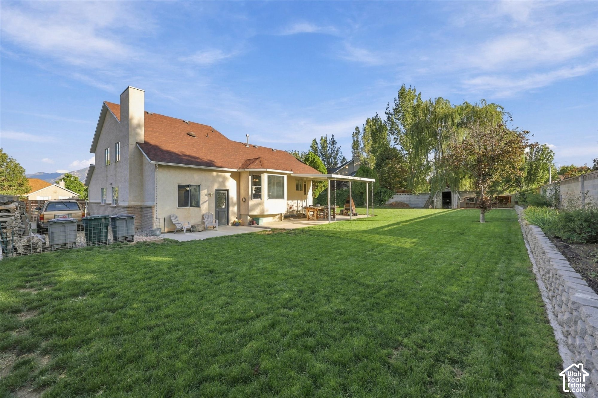 main property photo 30