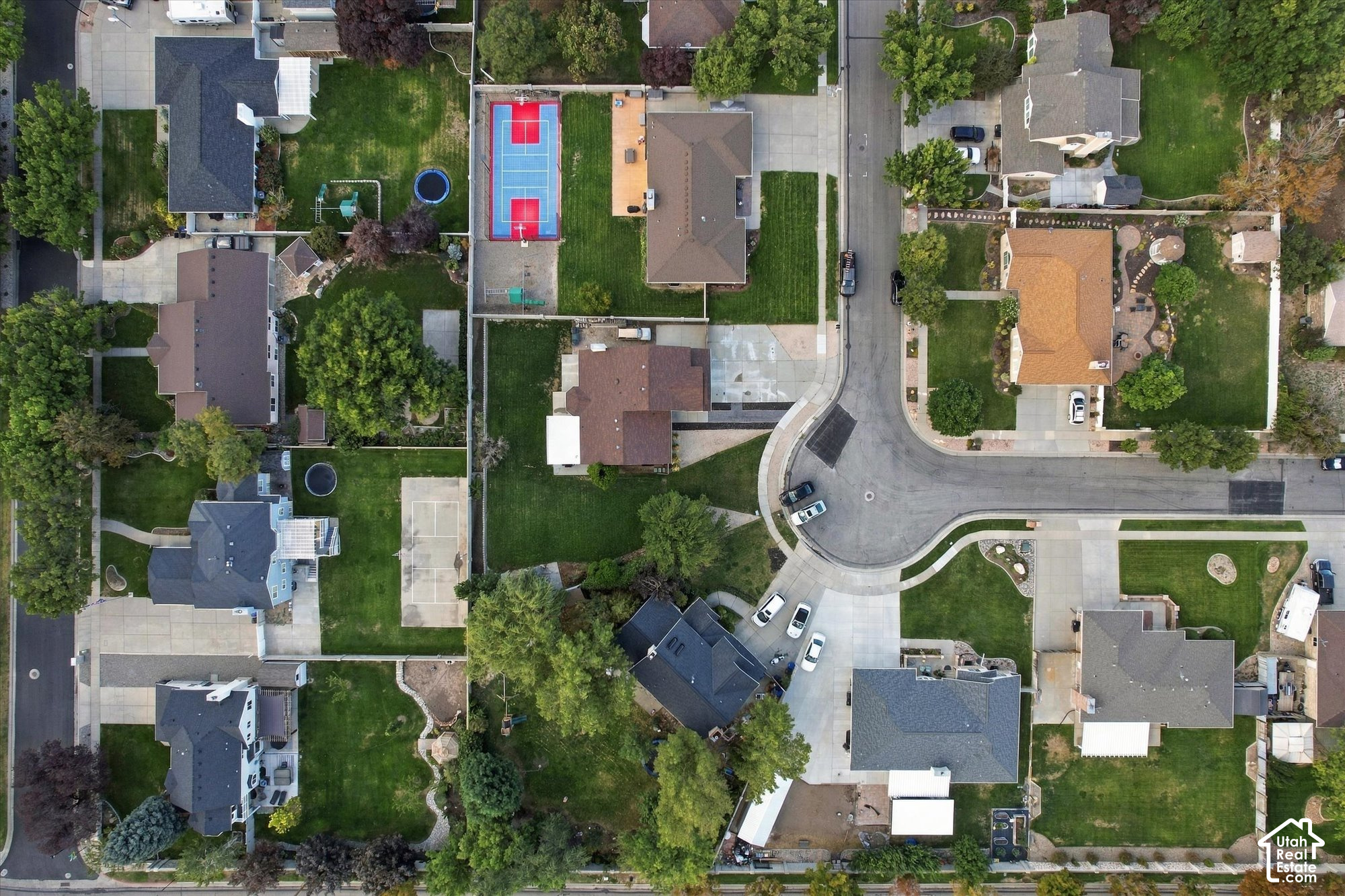 main property photo 41