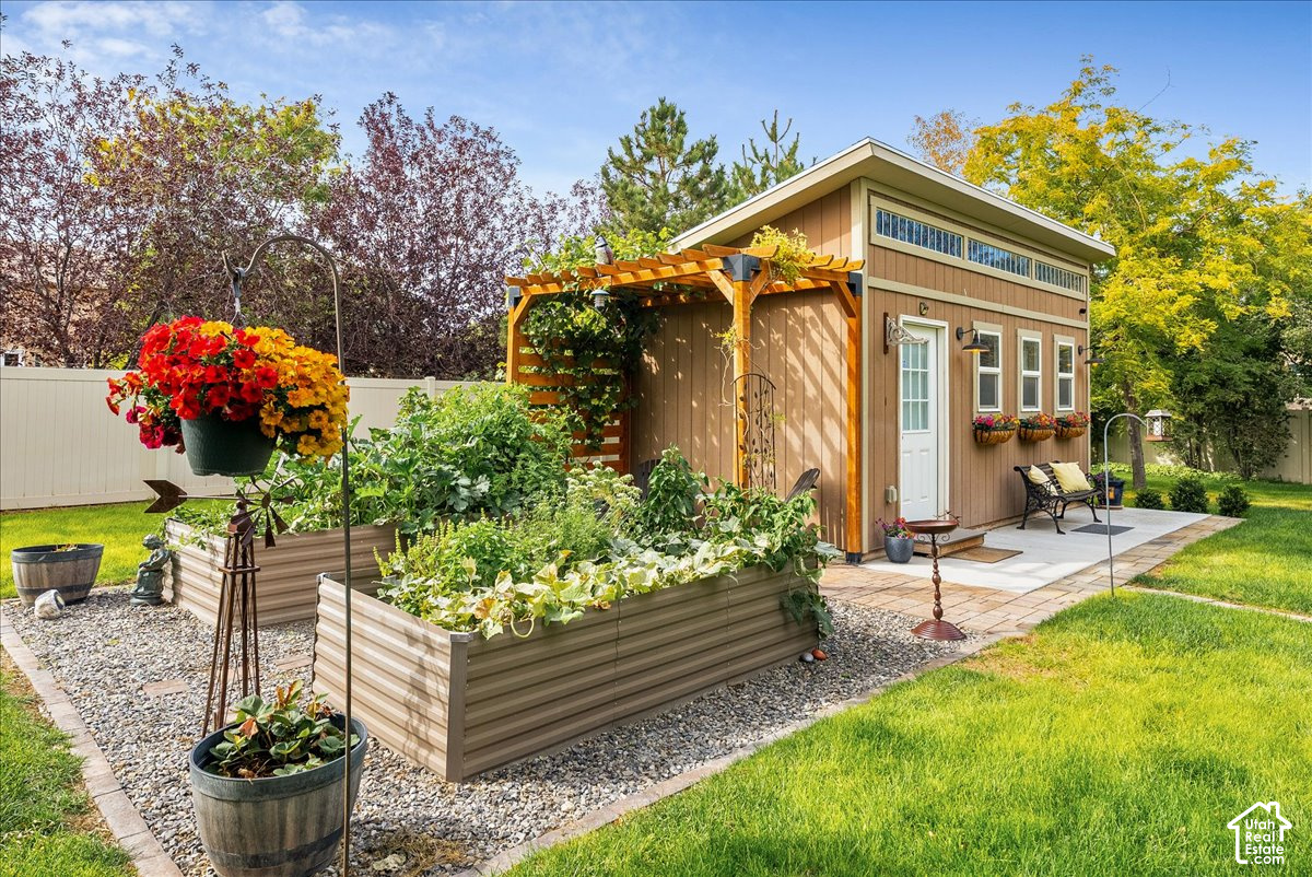 main property photo 57