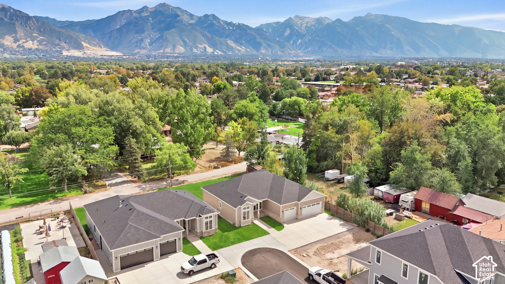 main property photo 43