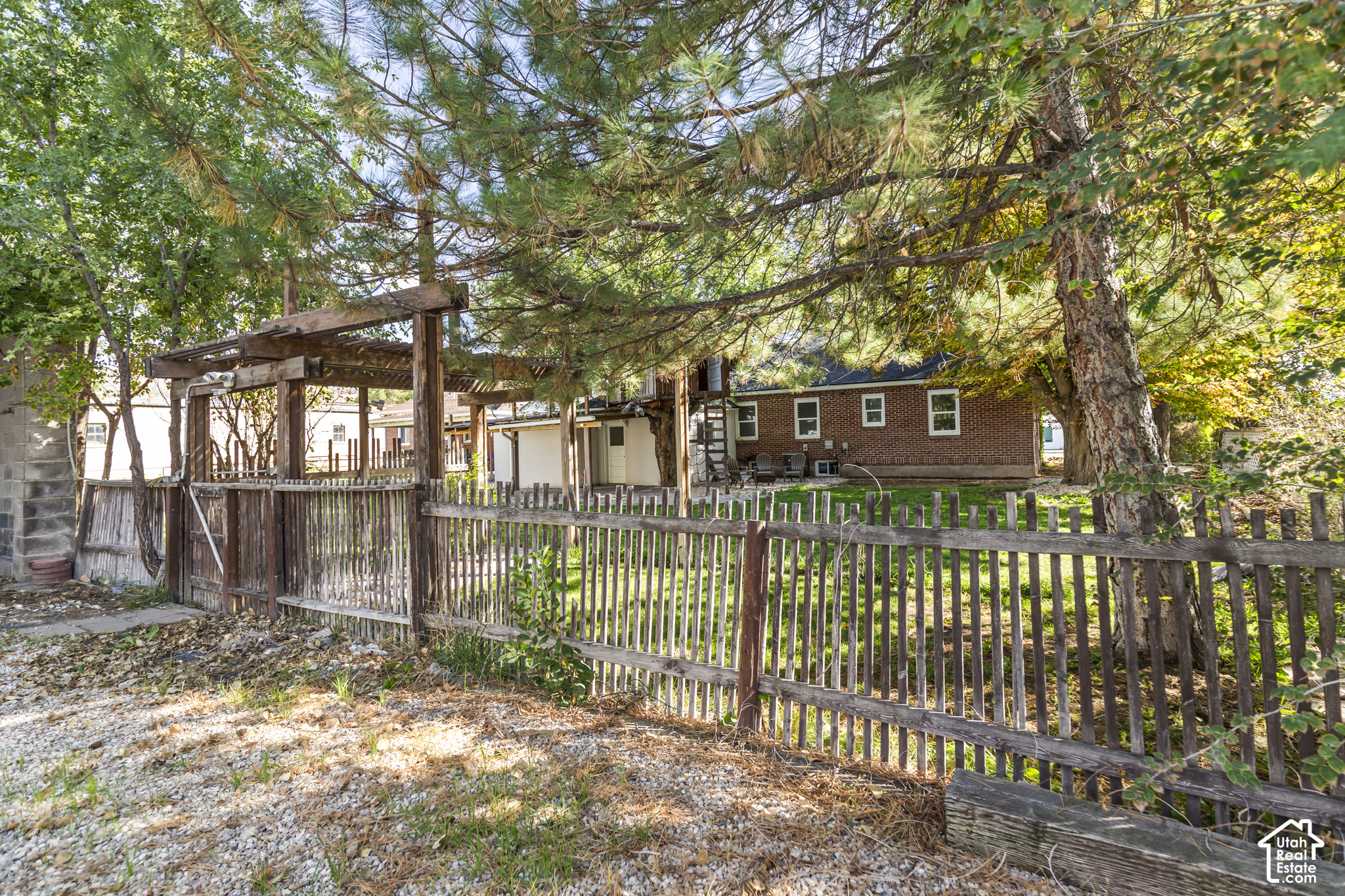 main property photo 53