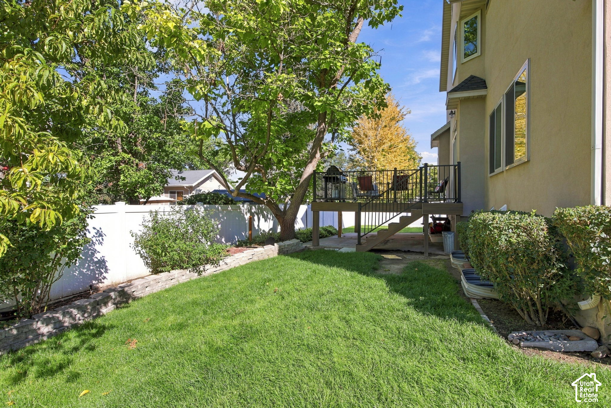 main property photo 41