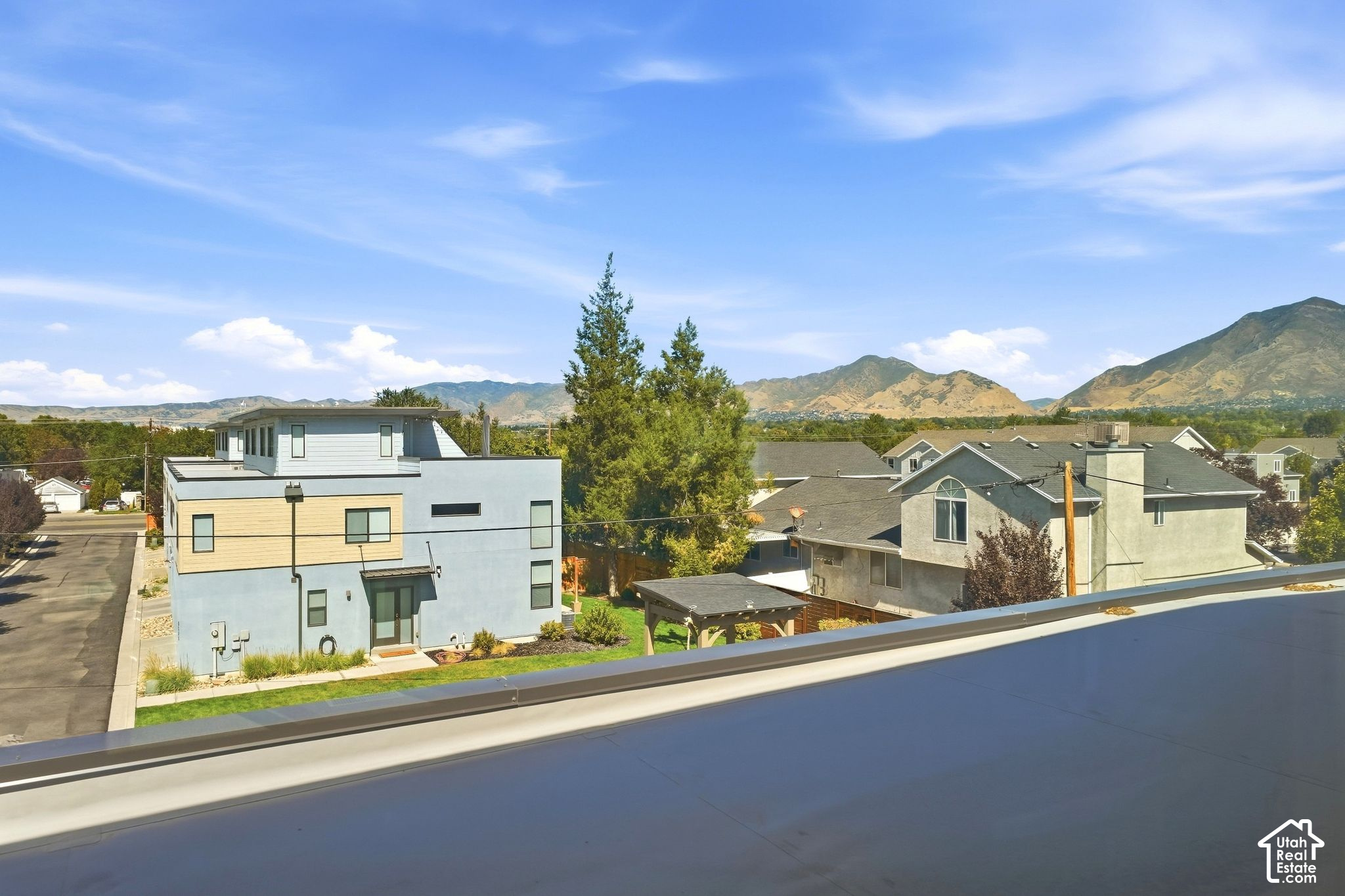 main property photo 35