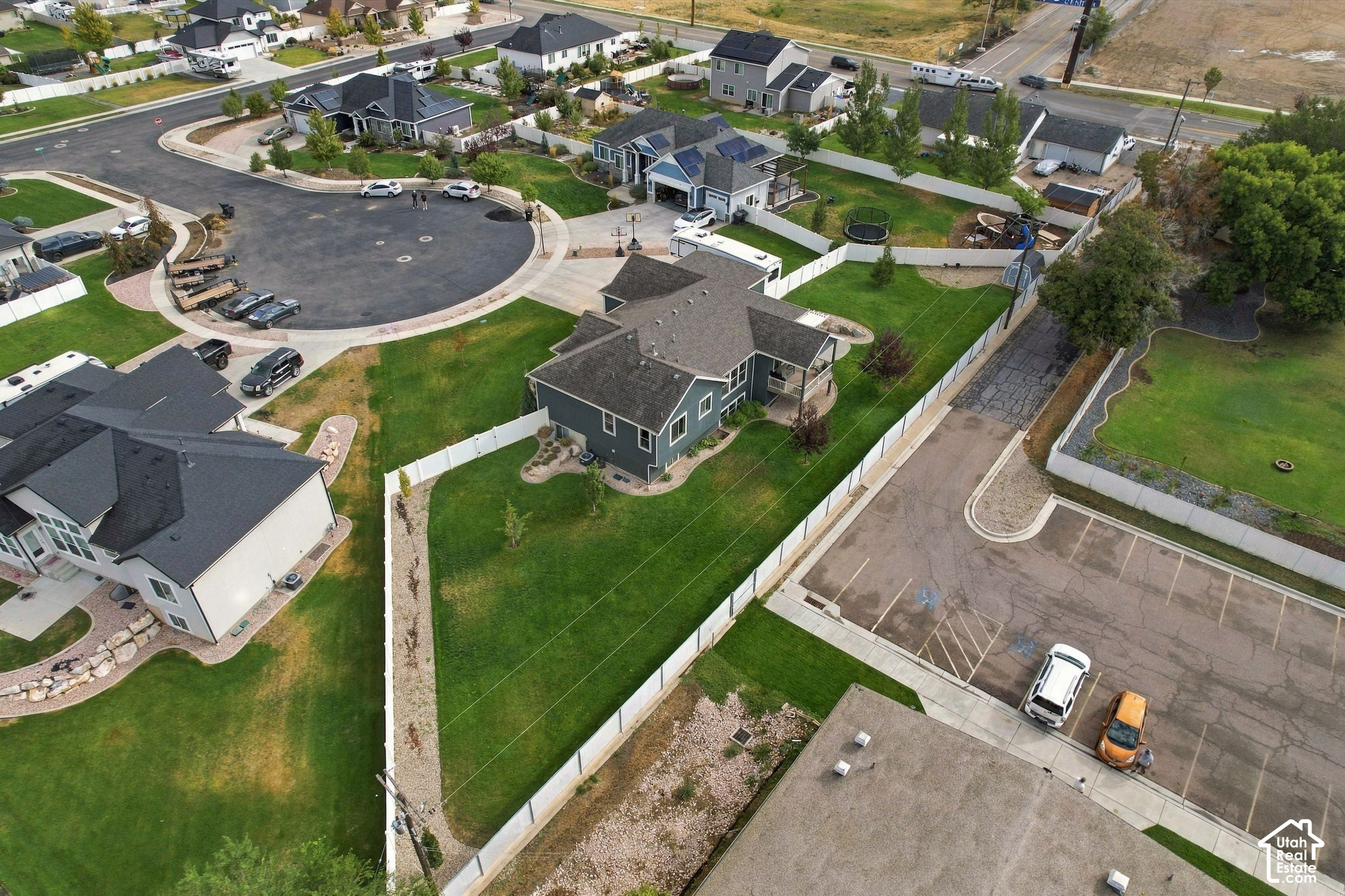 main property photo 44