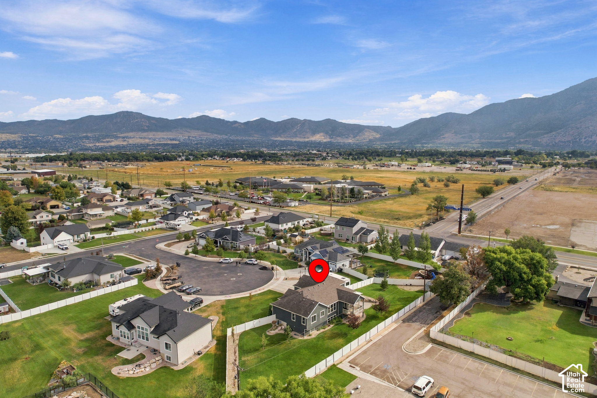 main property photo 45