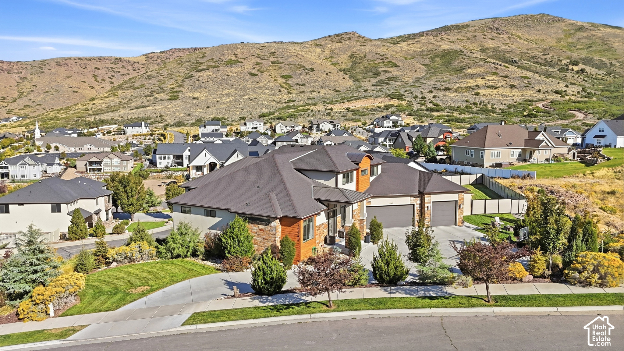 main property photo 46