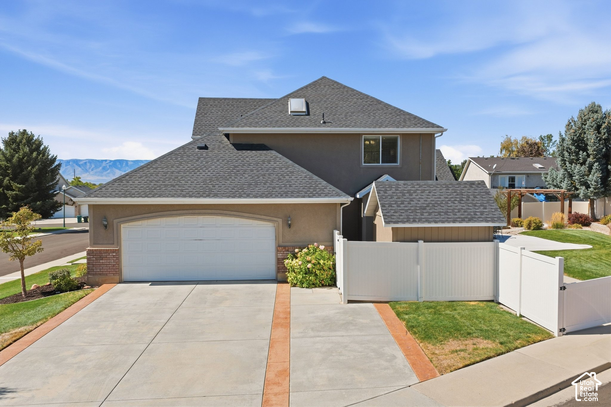 main property photo 66