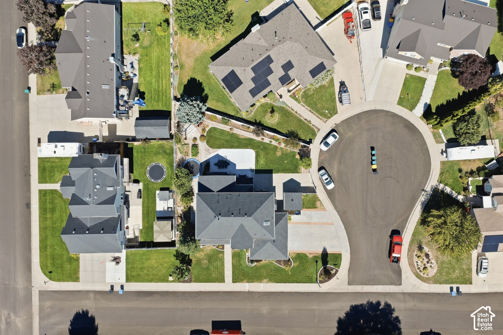 main property photo 78