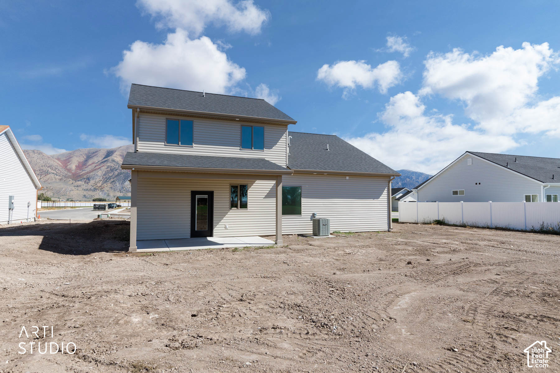 main property photo 38