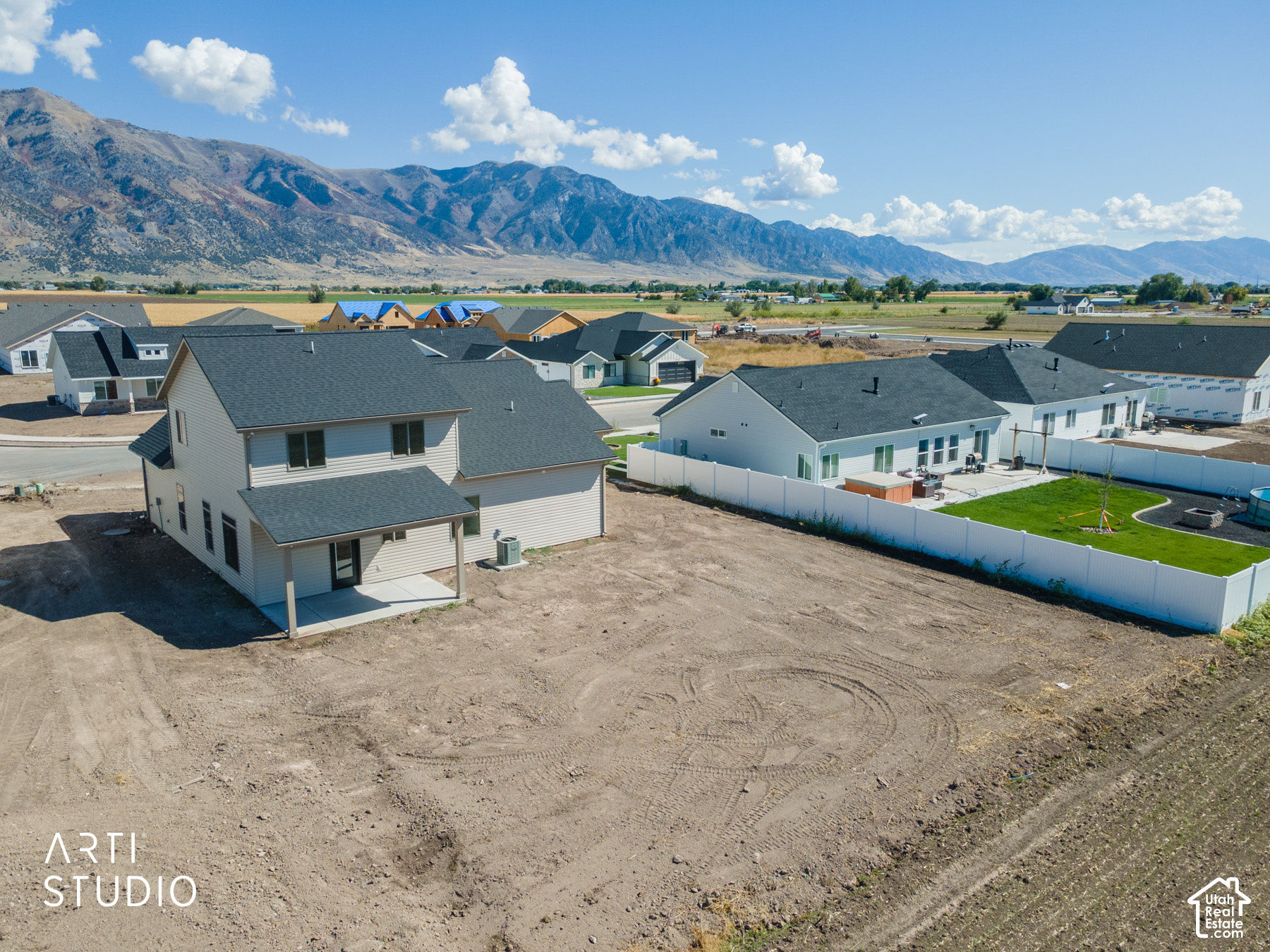 main property photo 43