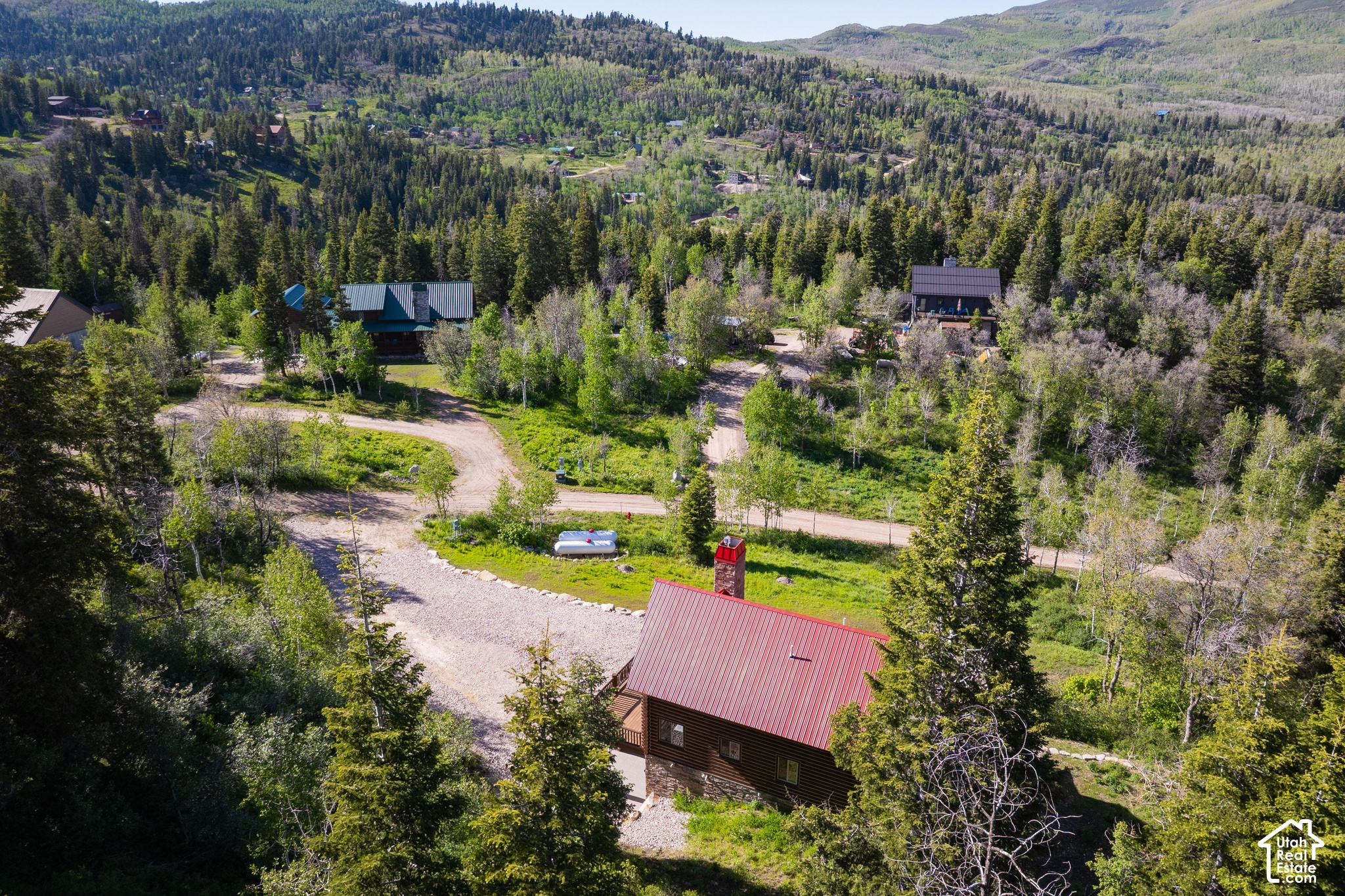 main property photo 37