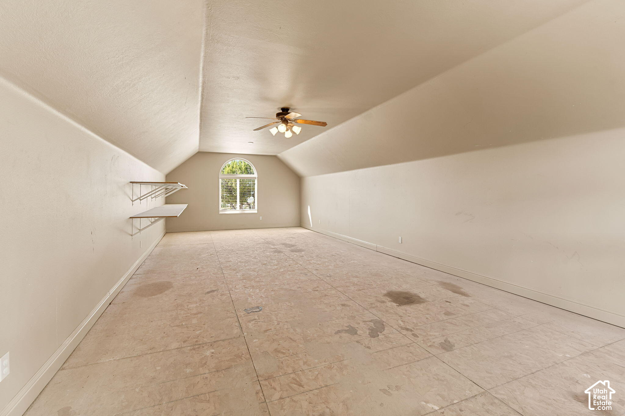 main property photo 128