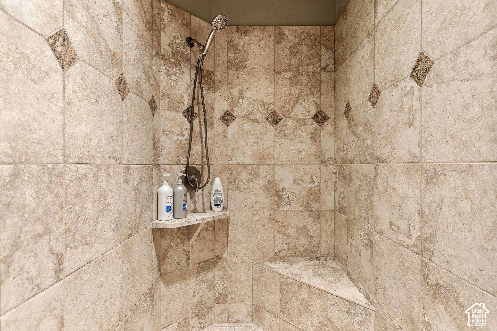 main property photo 59
