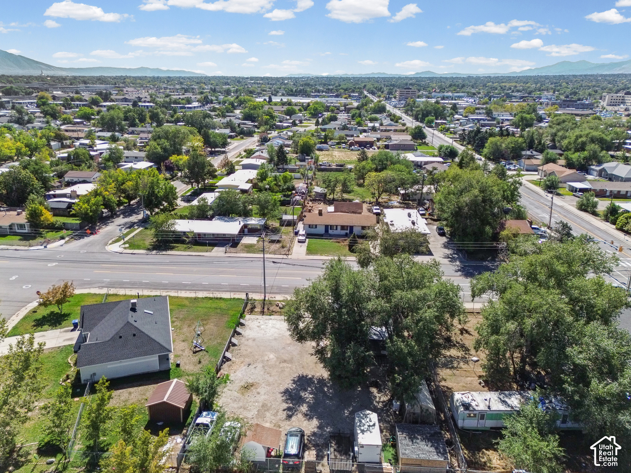 main property photo 19