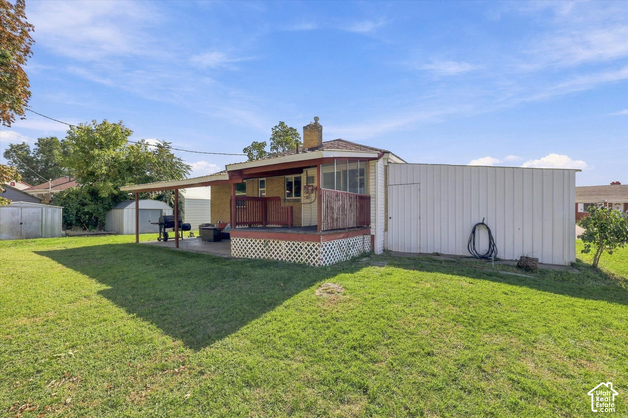 main property photo 32
