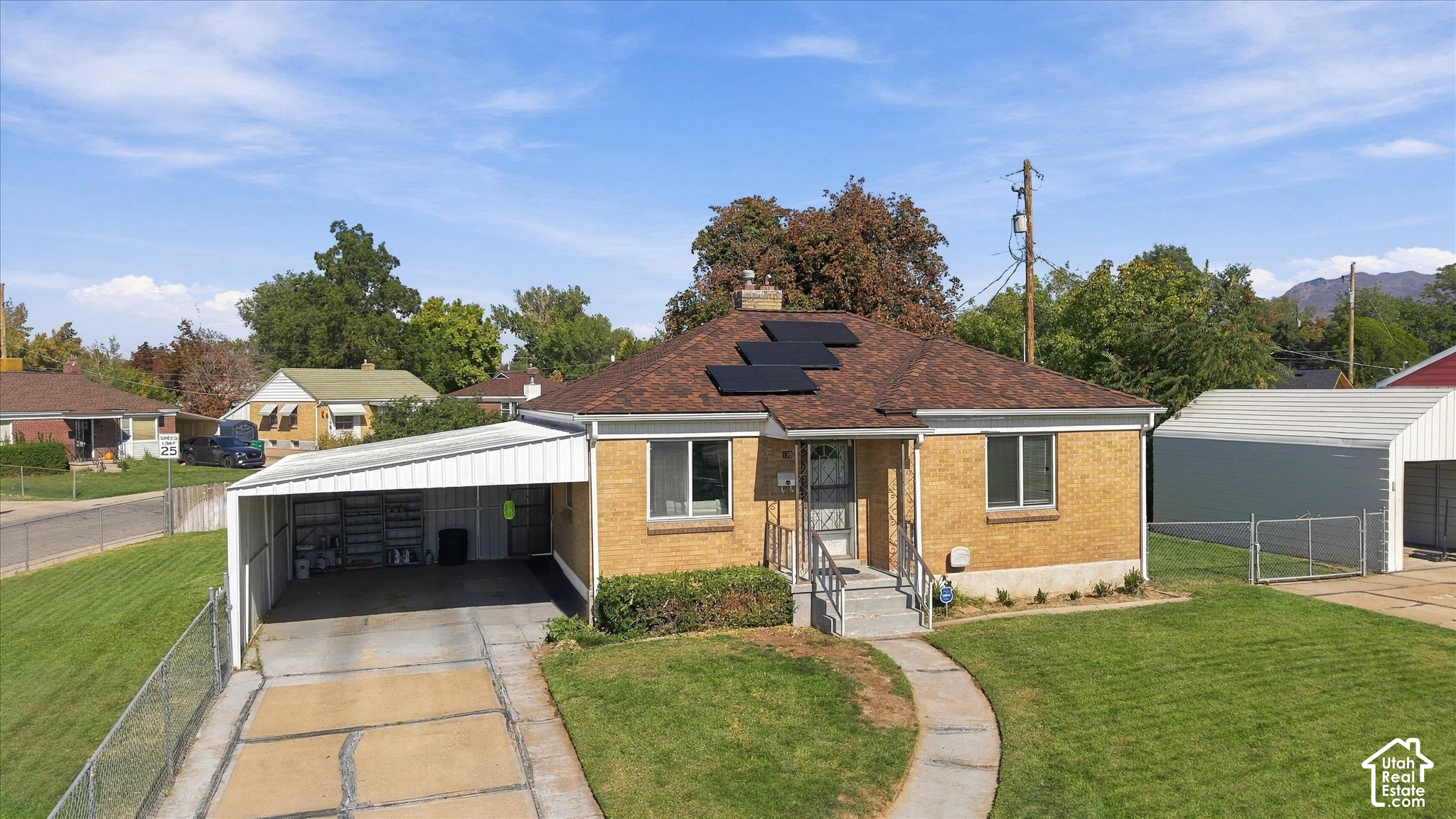 main property photo 37