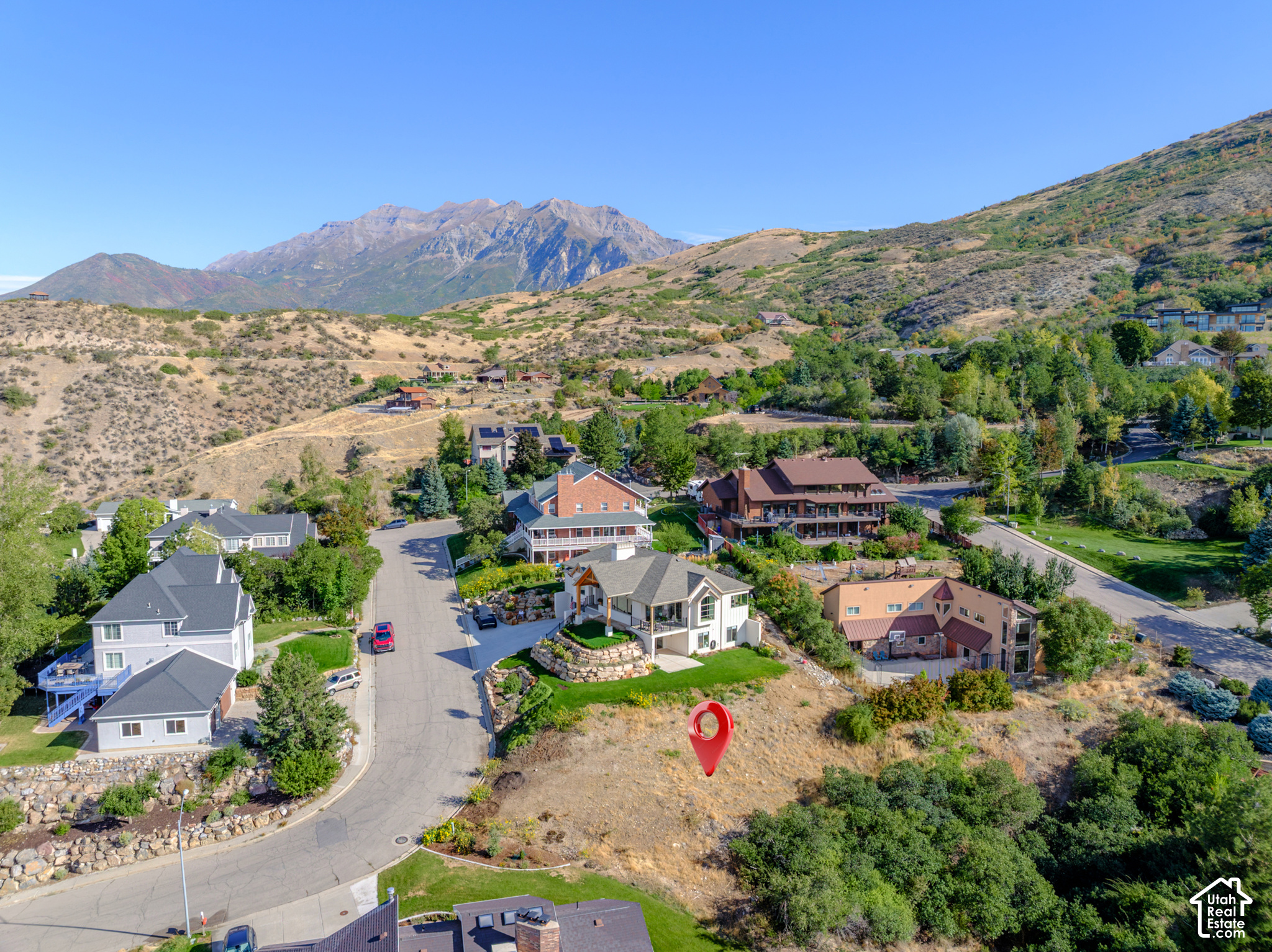 main property photo 8