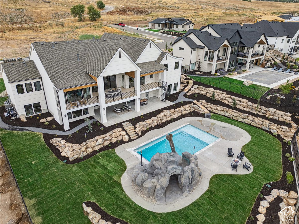 main property photo 57