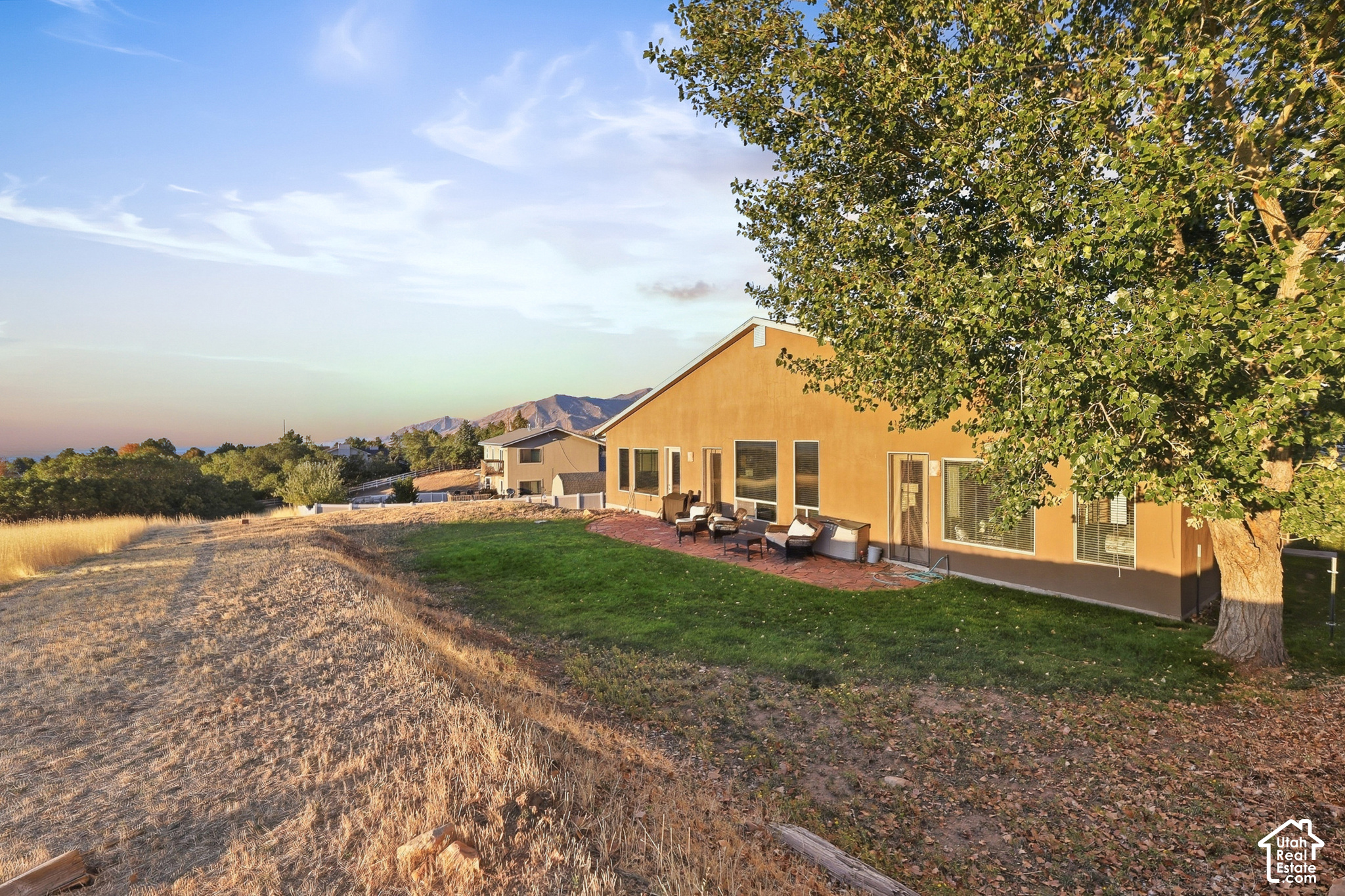 main property photo 45