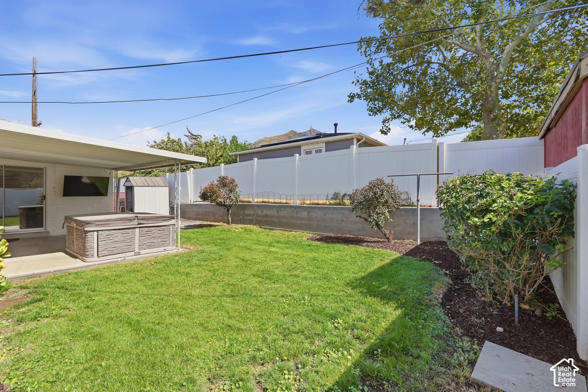 main property photo 38