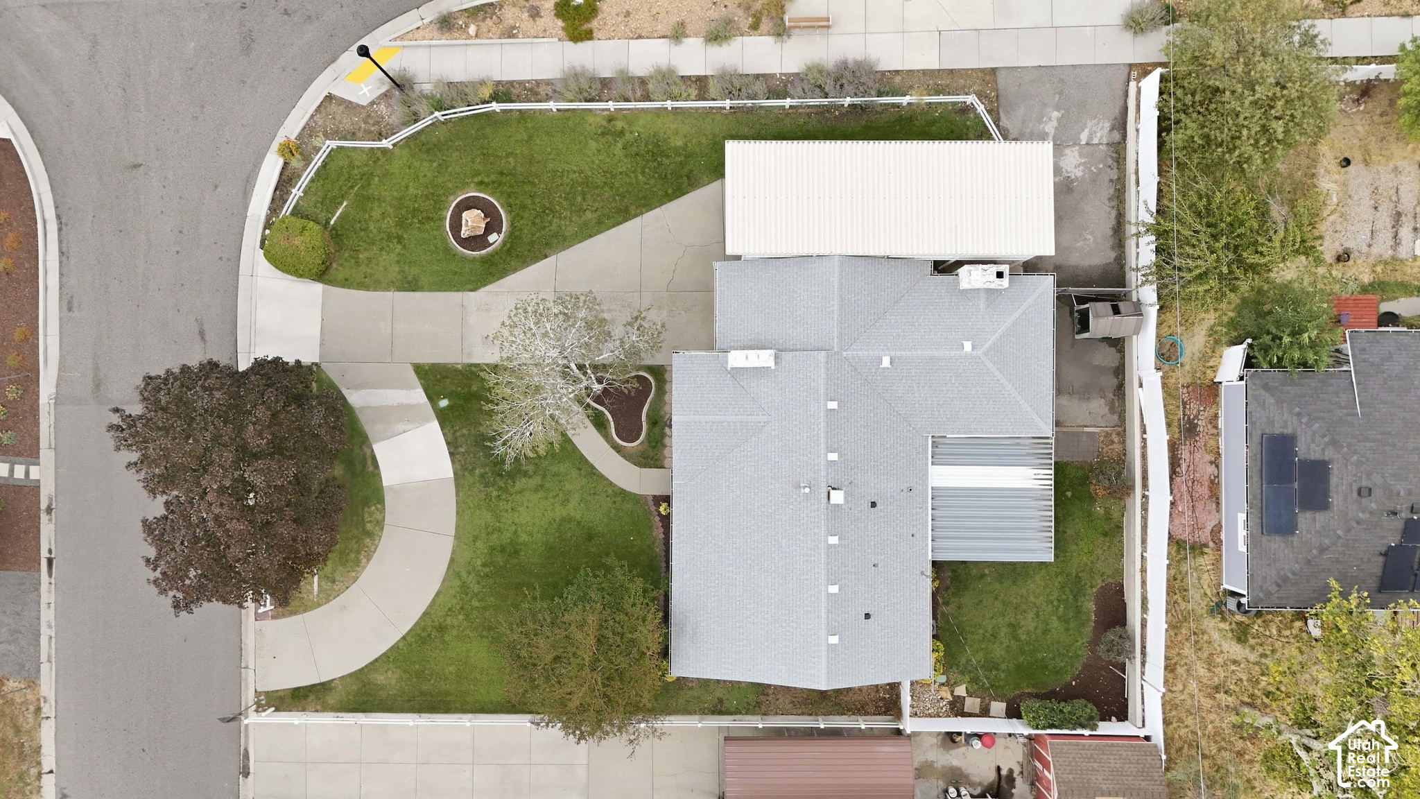 main property photo 43