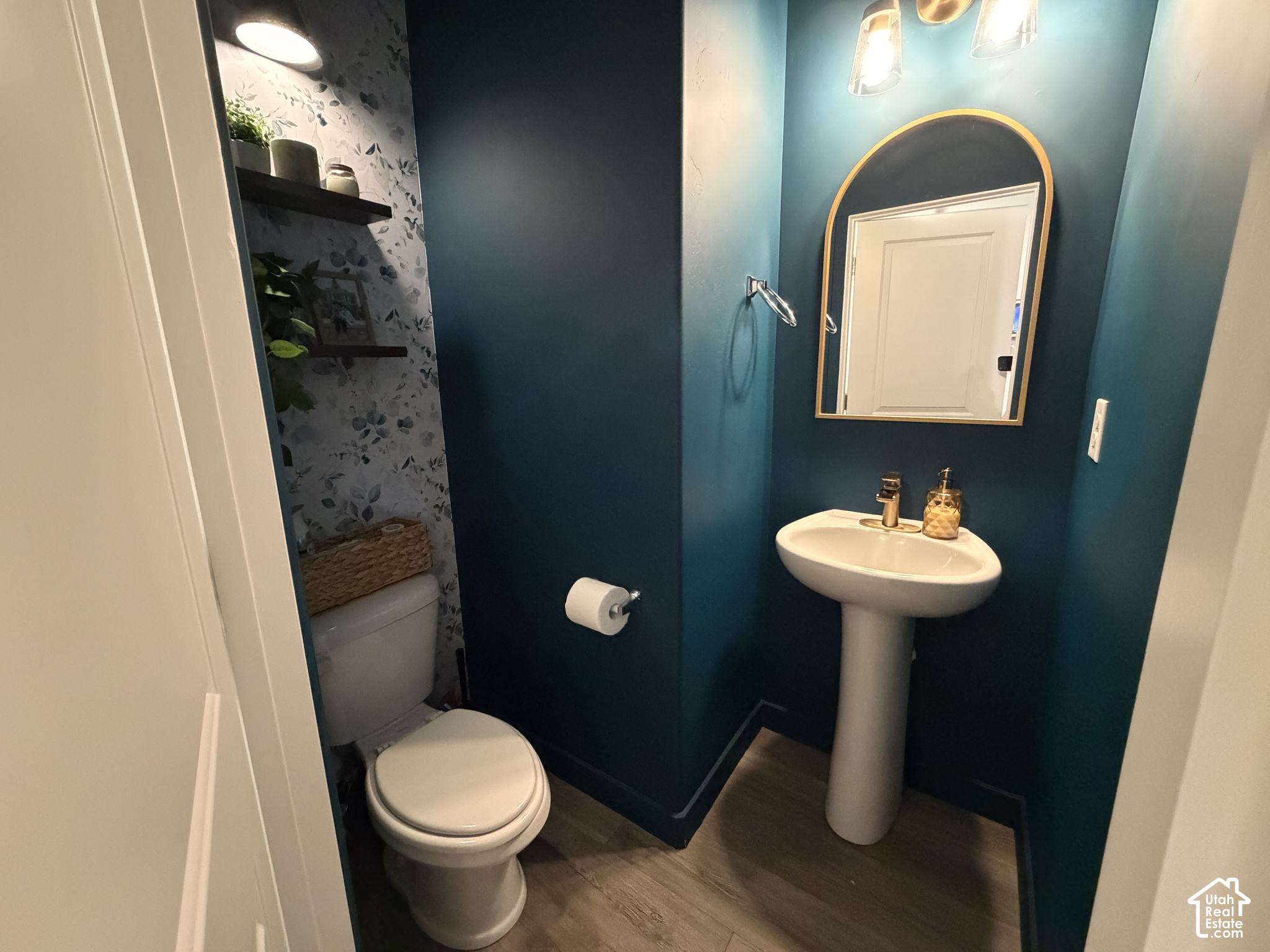 main property photo 15