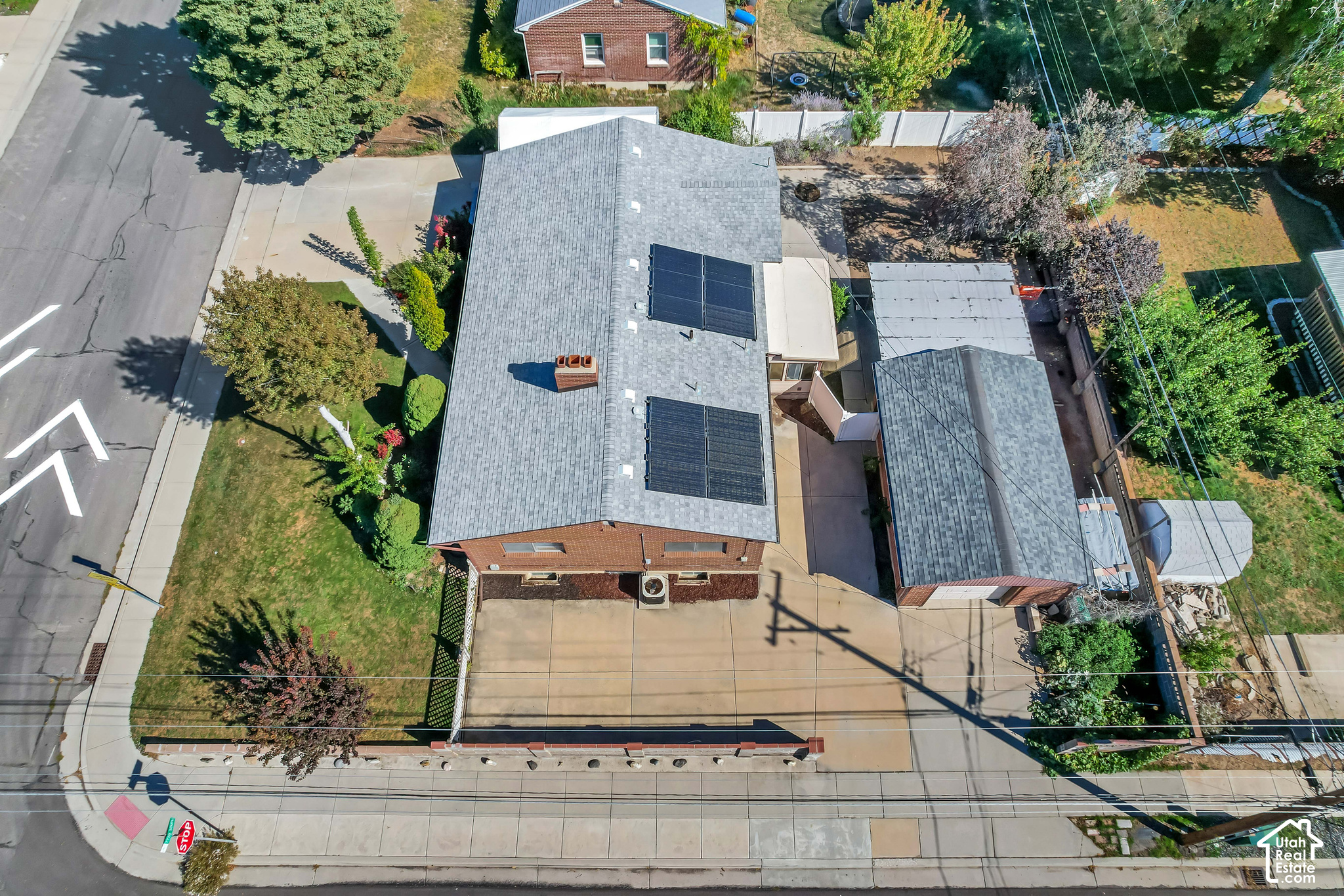 main property photo 35