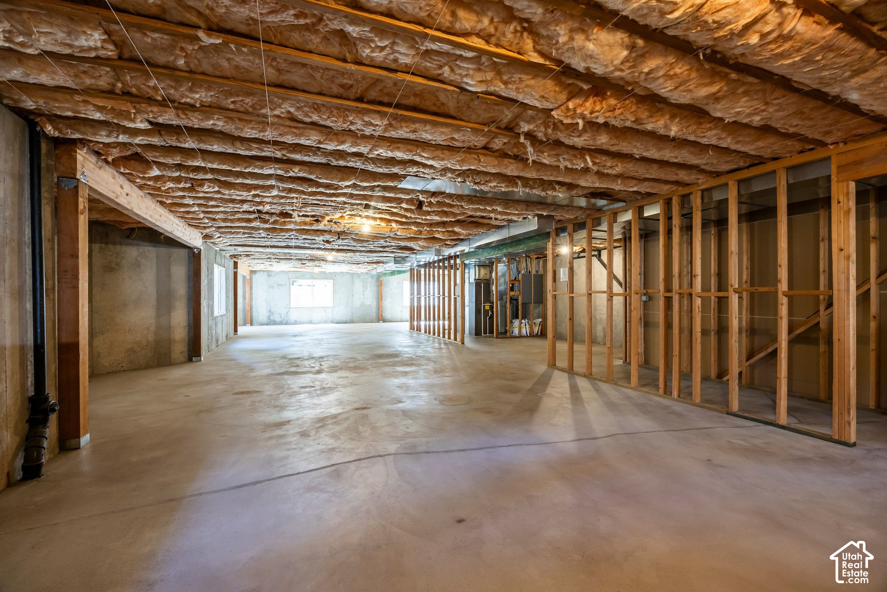 main property photo 51