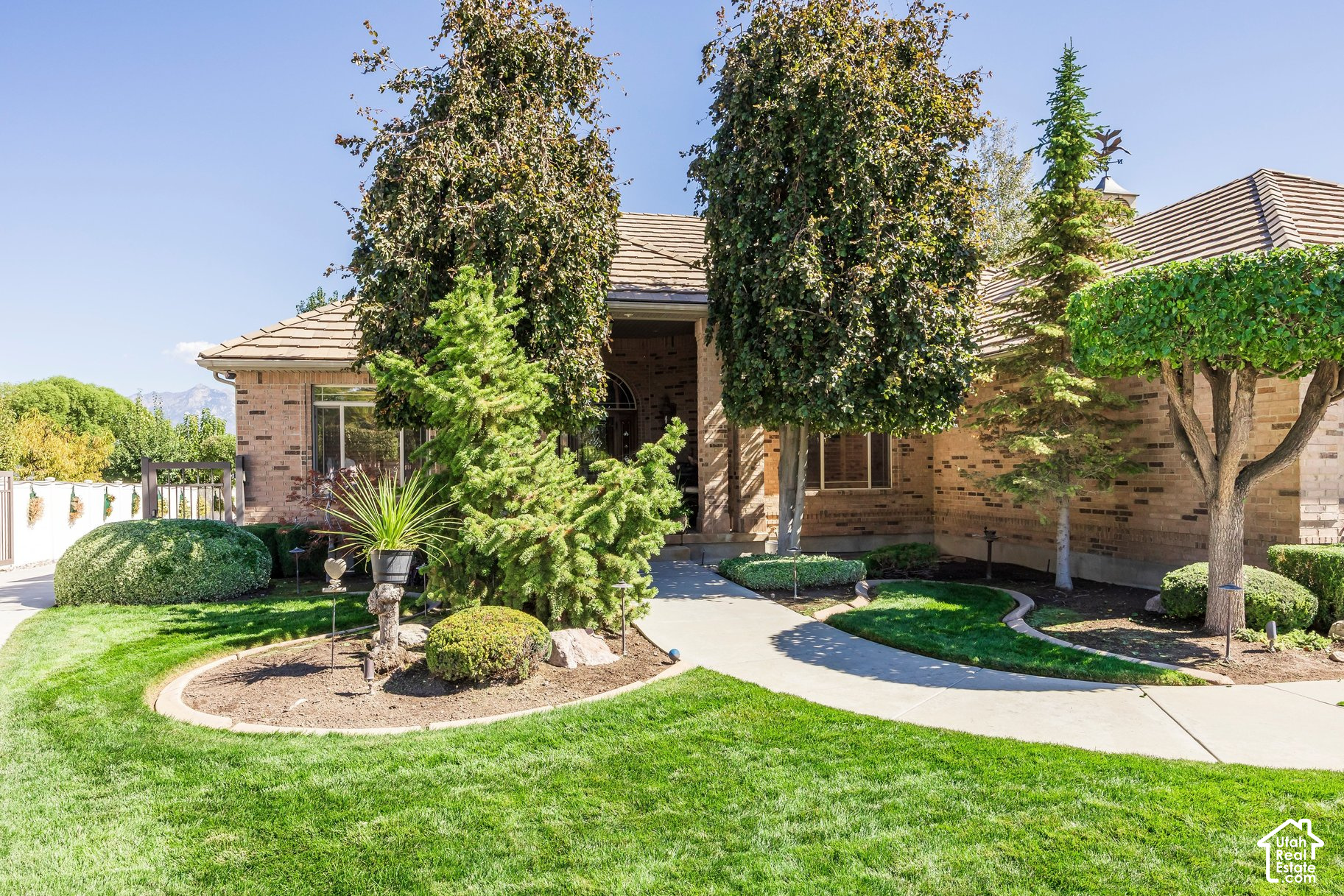 main property photo 77