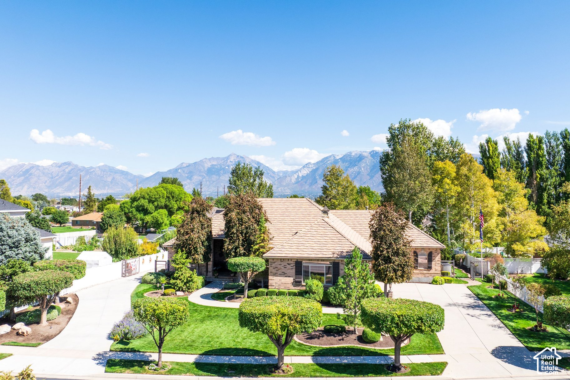 main property photo 90