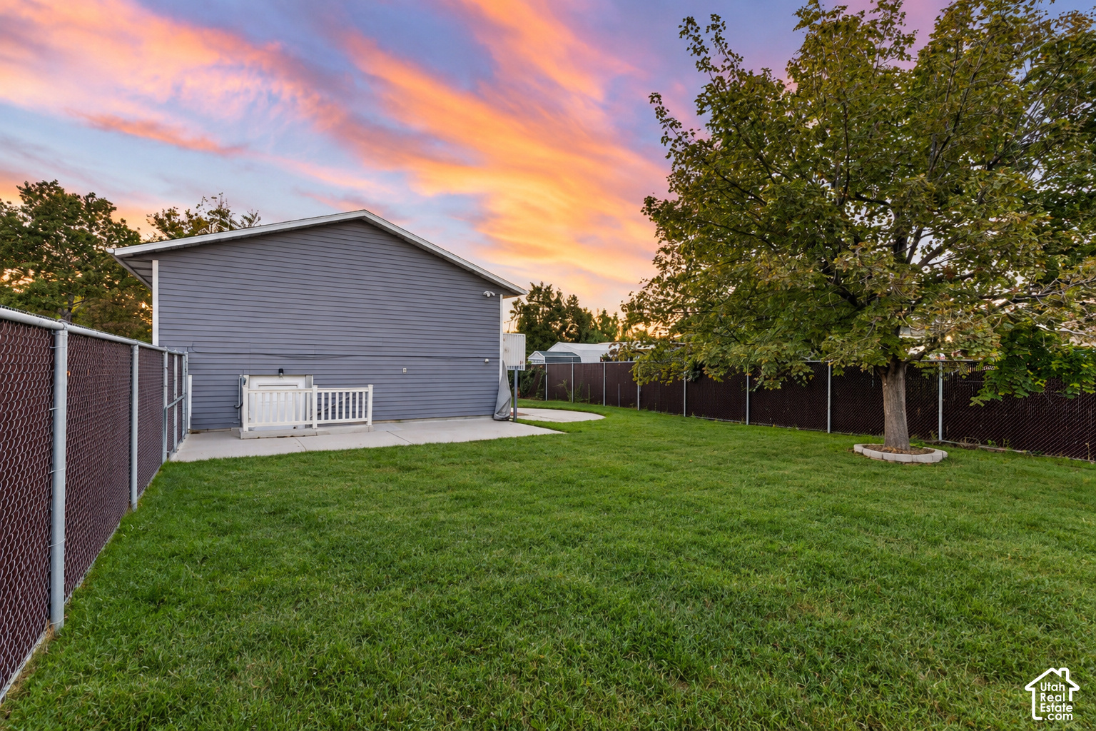 main property photo 26