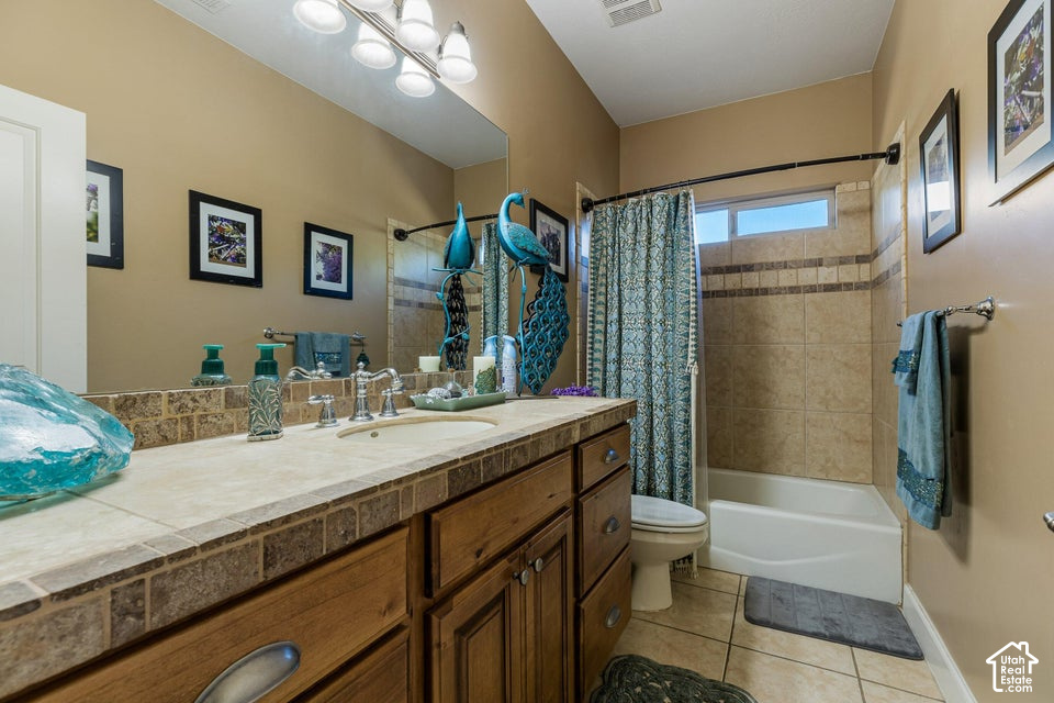 main property photo 6