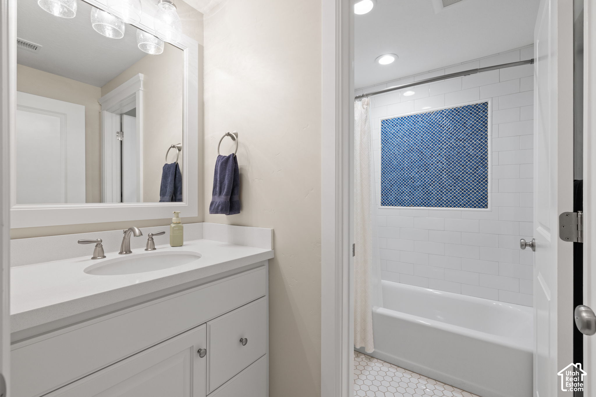 main property photo 73