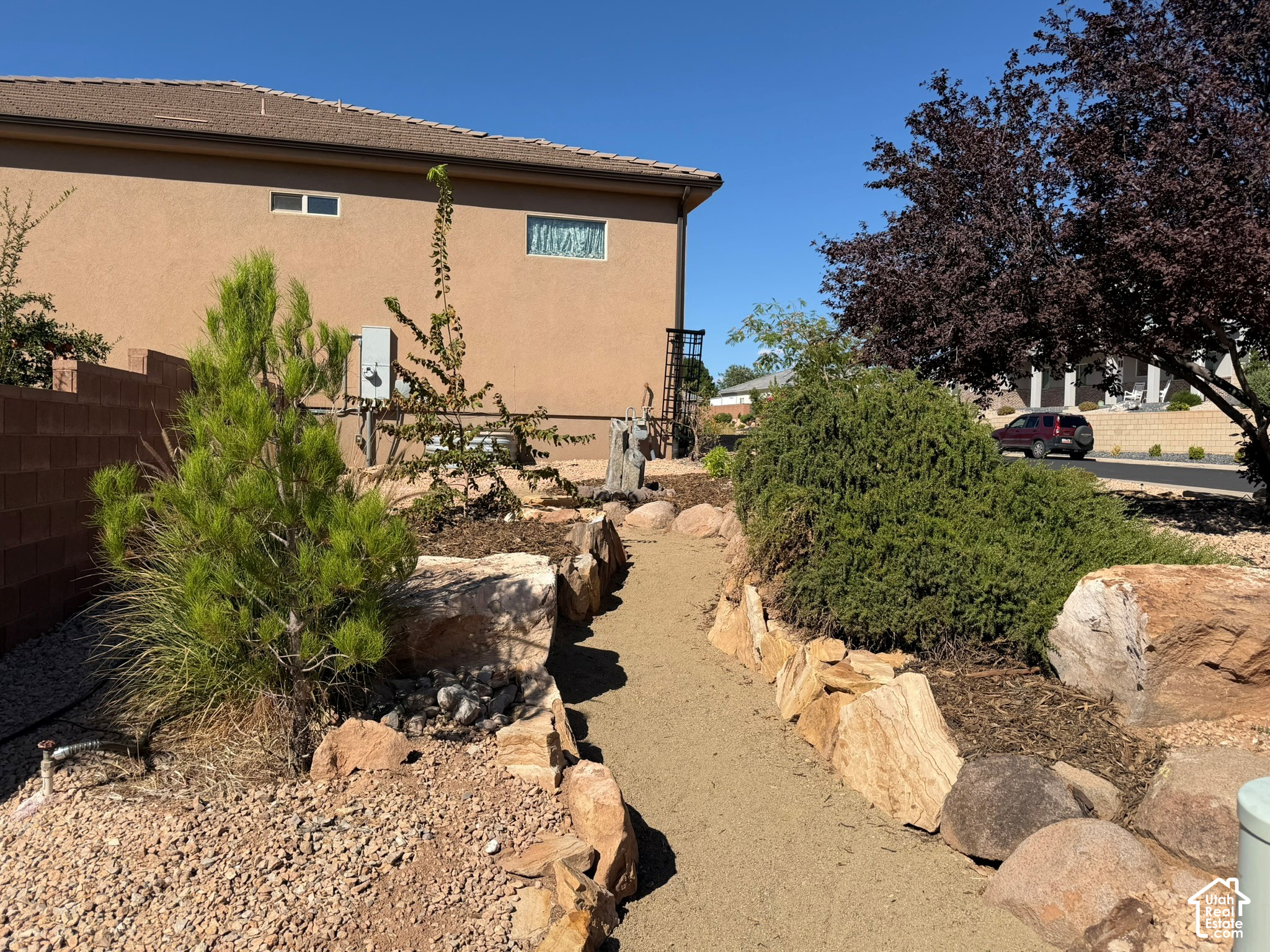main property photo 47