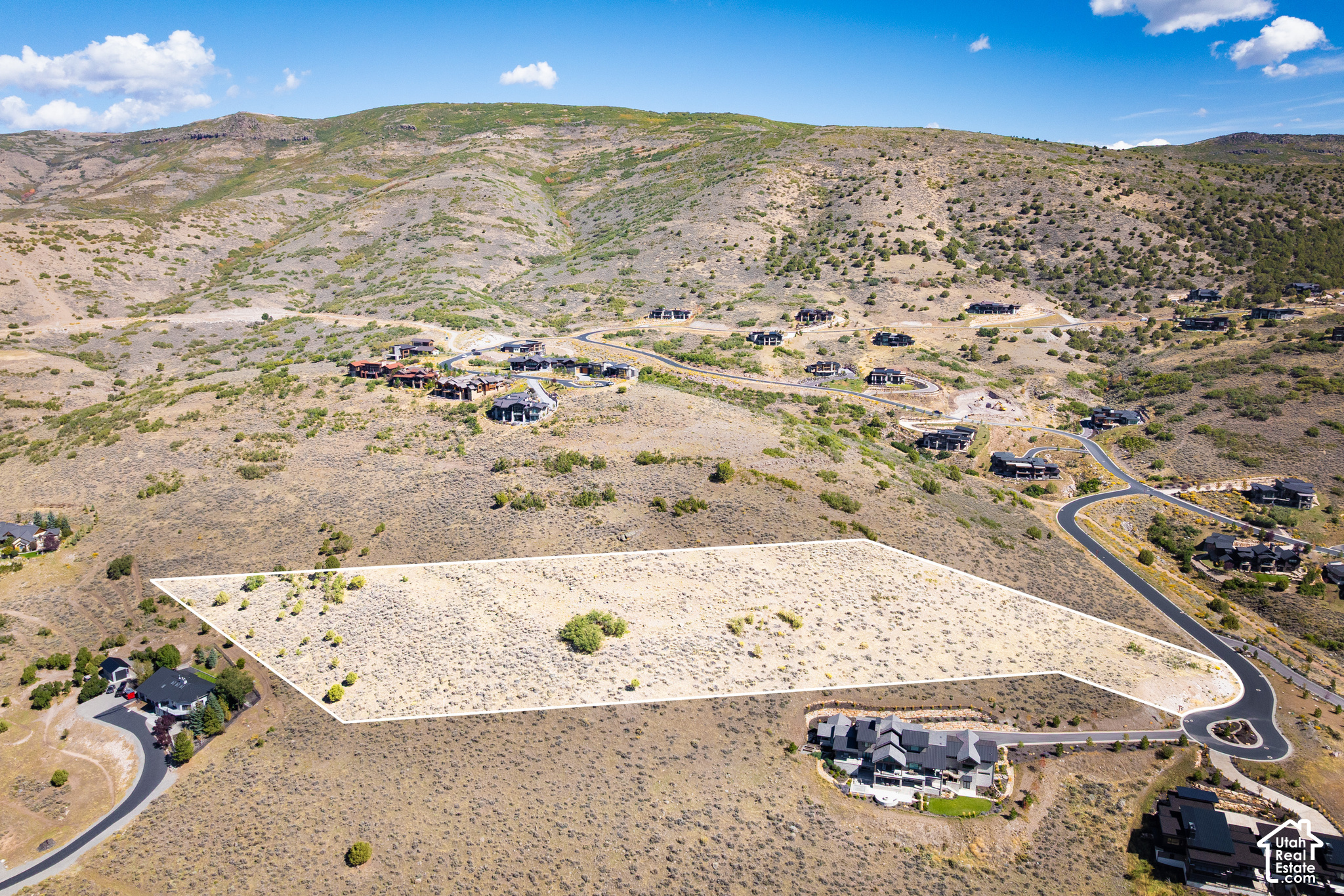 main property photo 12