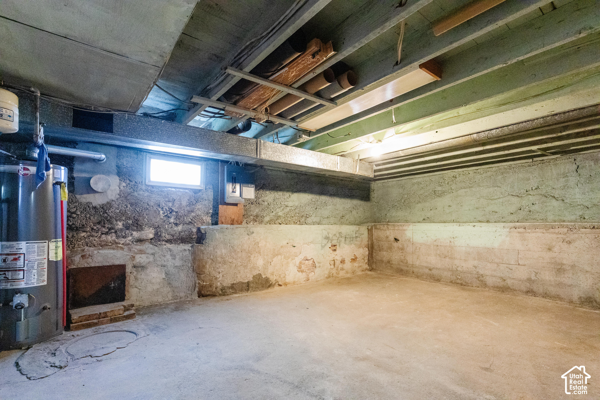 main property photo 22